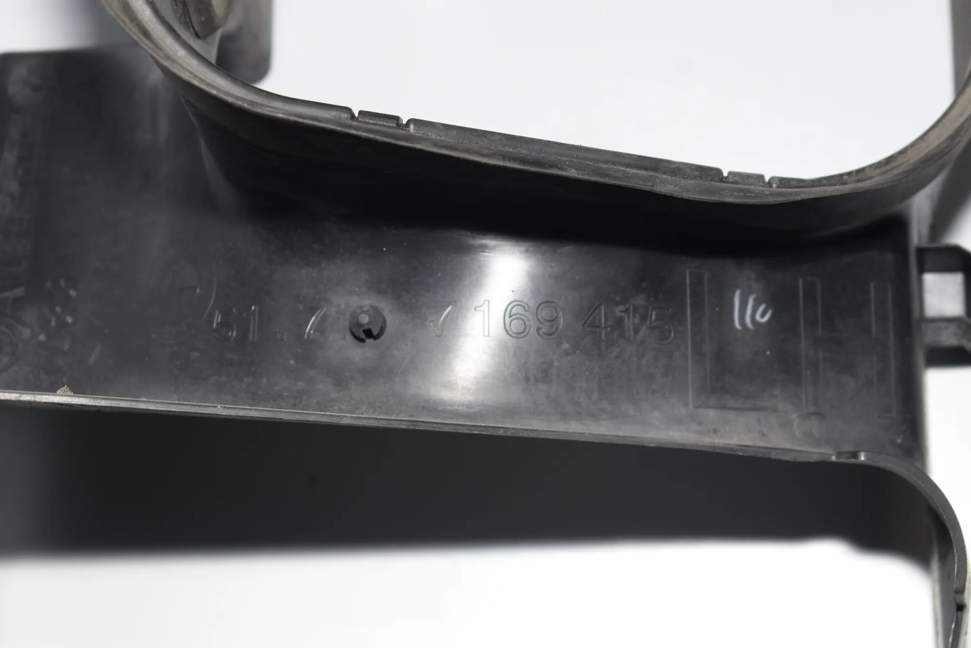 Other Body Parts – OEM 7169415 · BMW X5 (E70) 3.0 d 2009 – 5