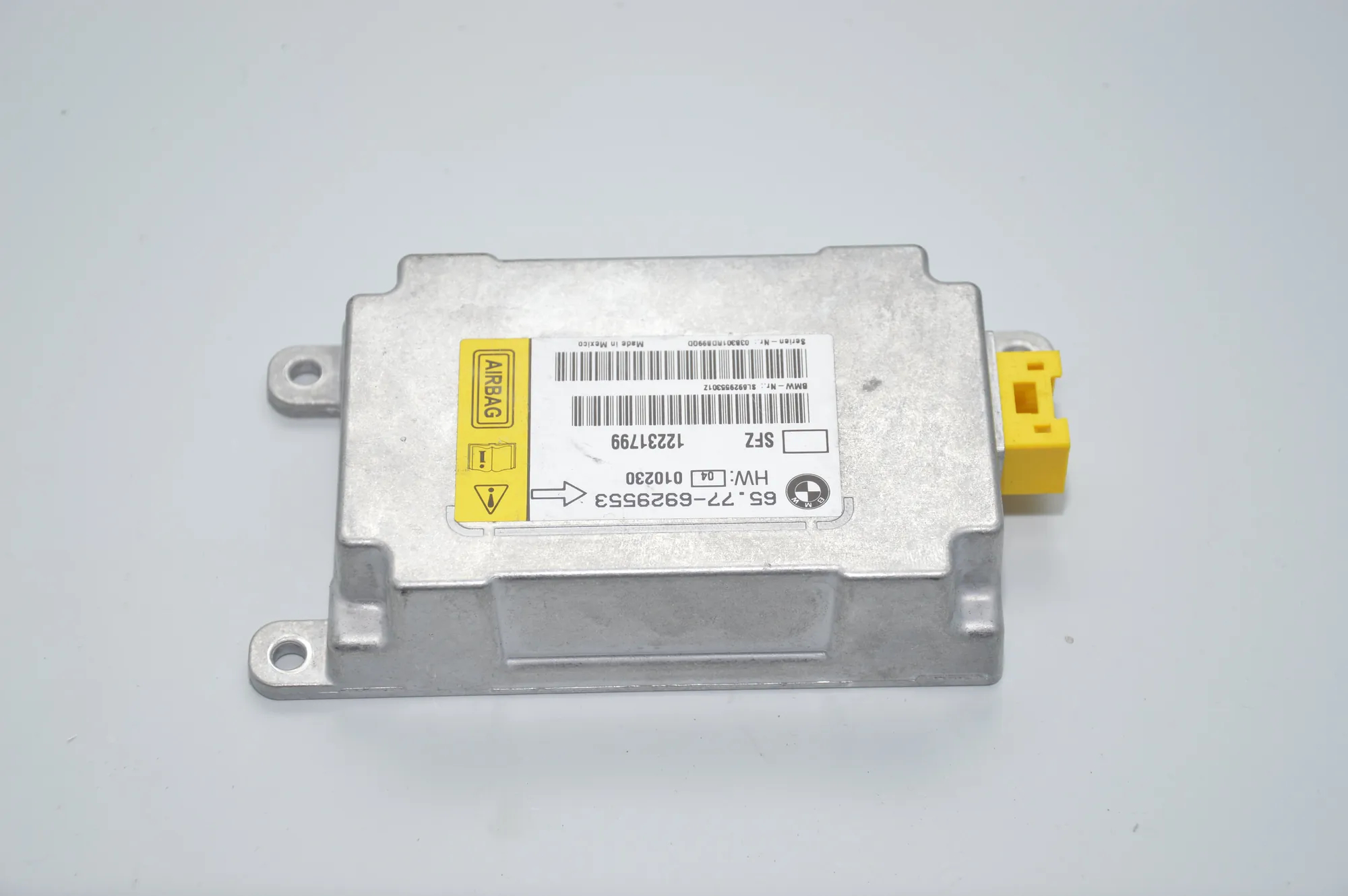 SRS Control Unit – OEM 6929553 · BMW 7 (E65, E66, E67) 745 i, Li 2003 – 3