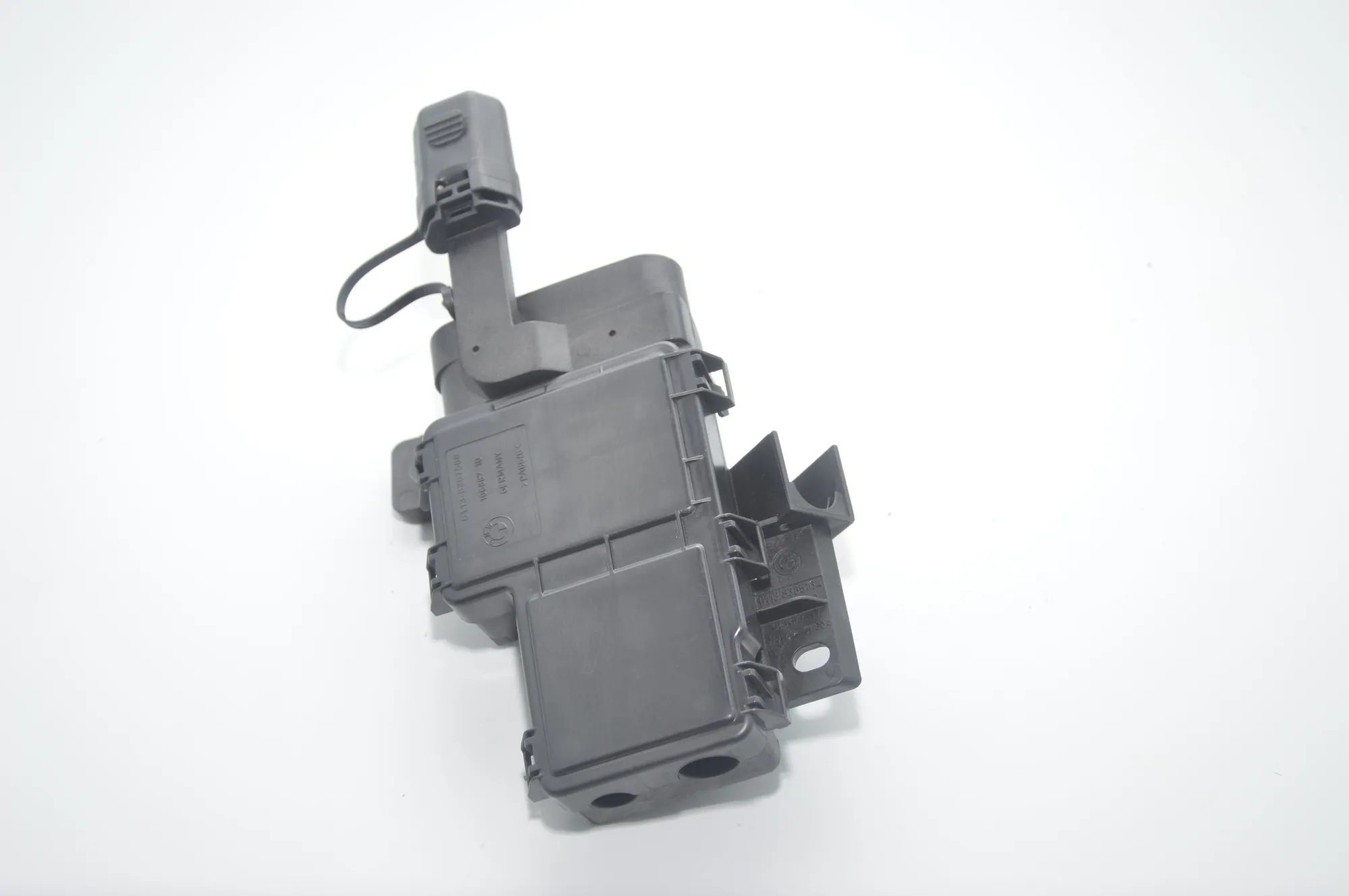Other Control Units – OEM 8387568 · BMW 7 (E65, E66, E67) 745 i, Li 2003 – 3