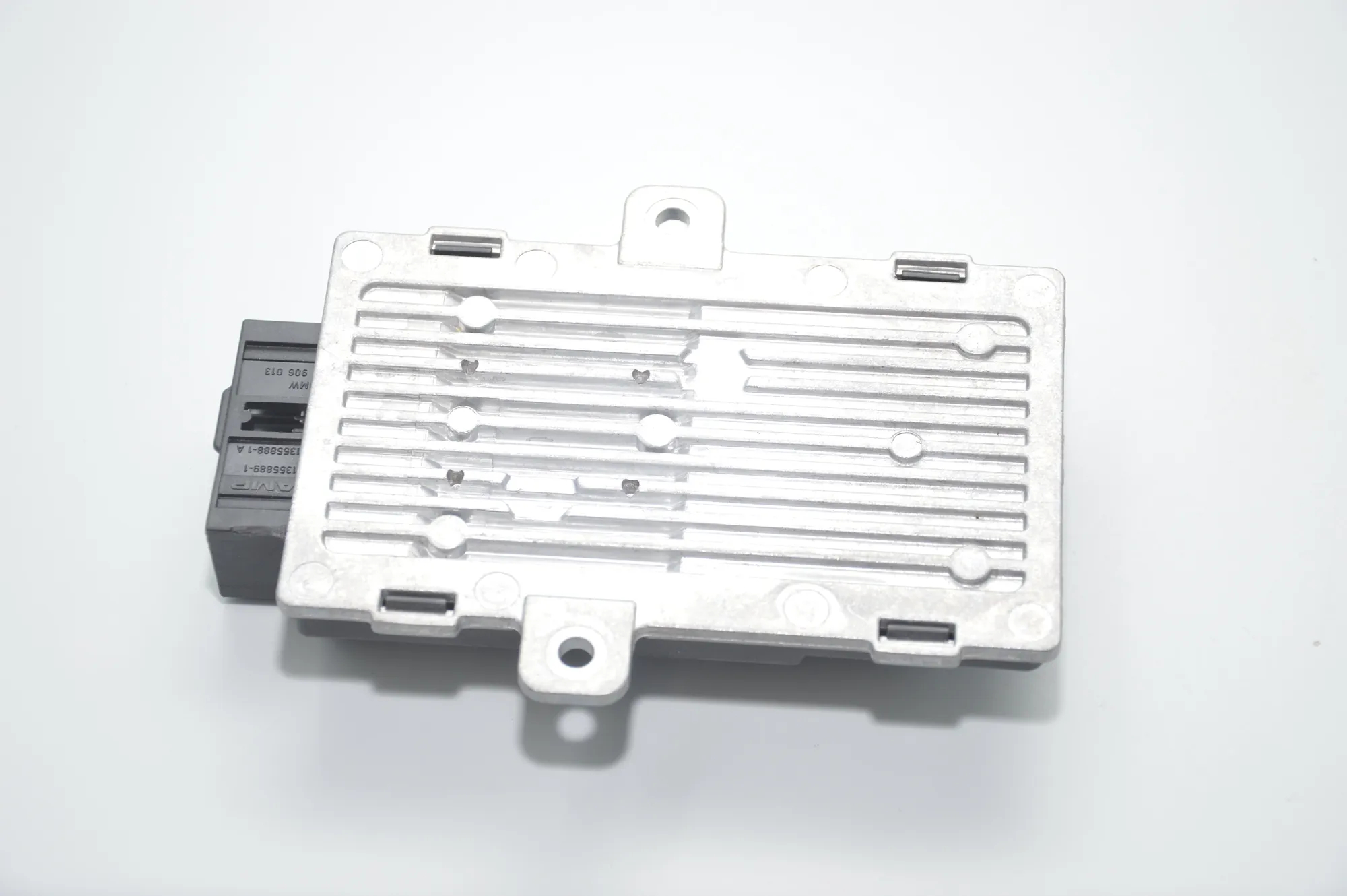 Other Control Units – OEM 6766185 · BMW 7 (E65, E66, E67) 745 i, Li 2003 – 5