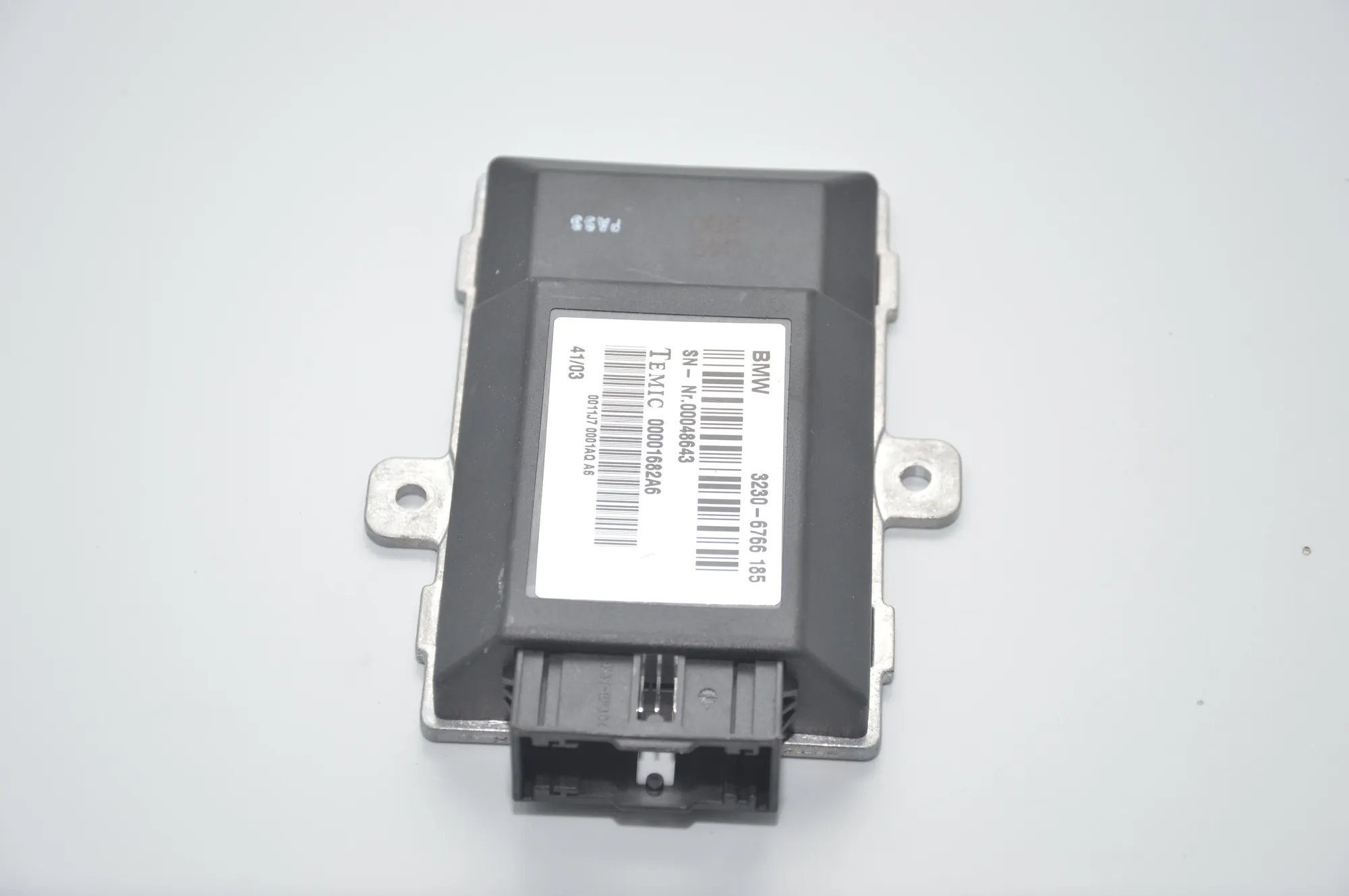 Other Control Units – OEM 6766185 · BMW 7 (E65, E66, E67) 745 i, Li 2003 – 2