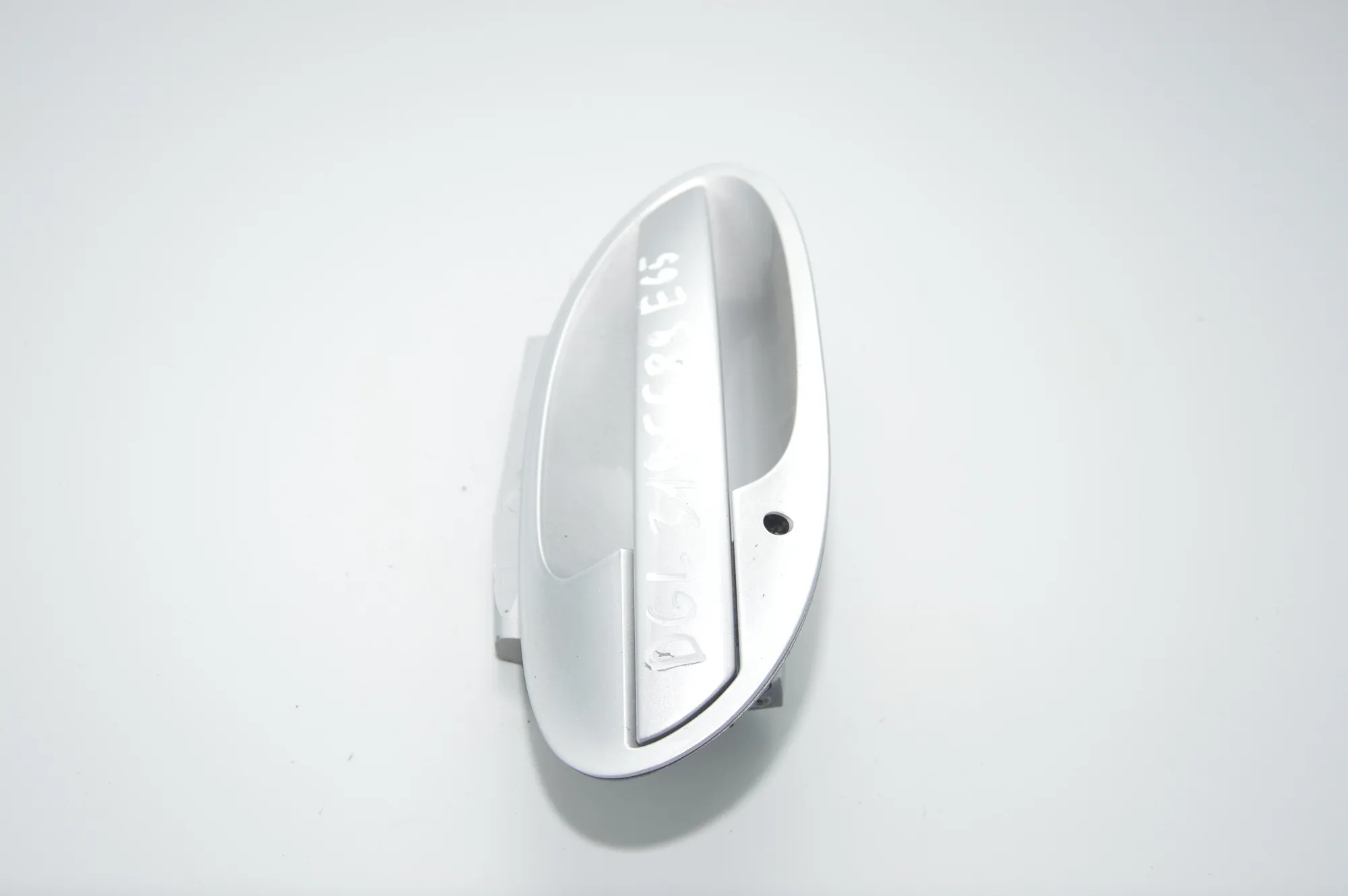 Rear Right Door Exterior Handle – OEM NA · BMW 7 (E65, E66, E67) 745 i, Li 2003 – 4