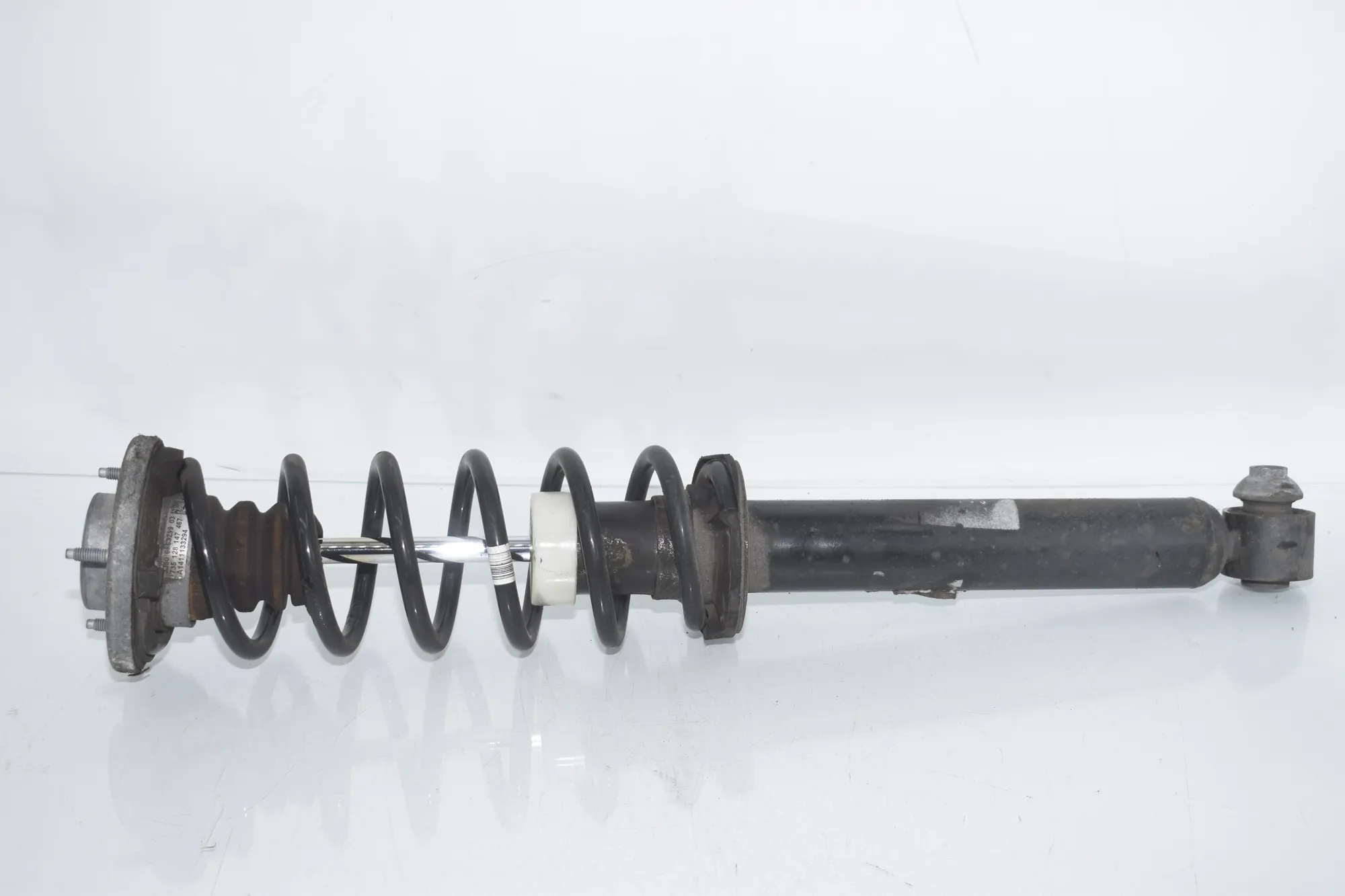 Rear Left Shock Absorber – OEM 6863901 · BMW 5 (F10) 530 d 2014