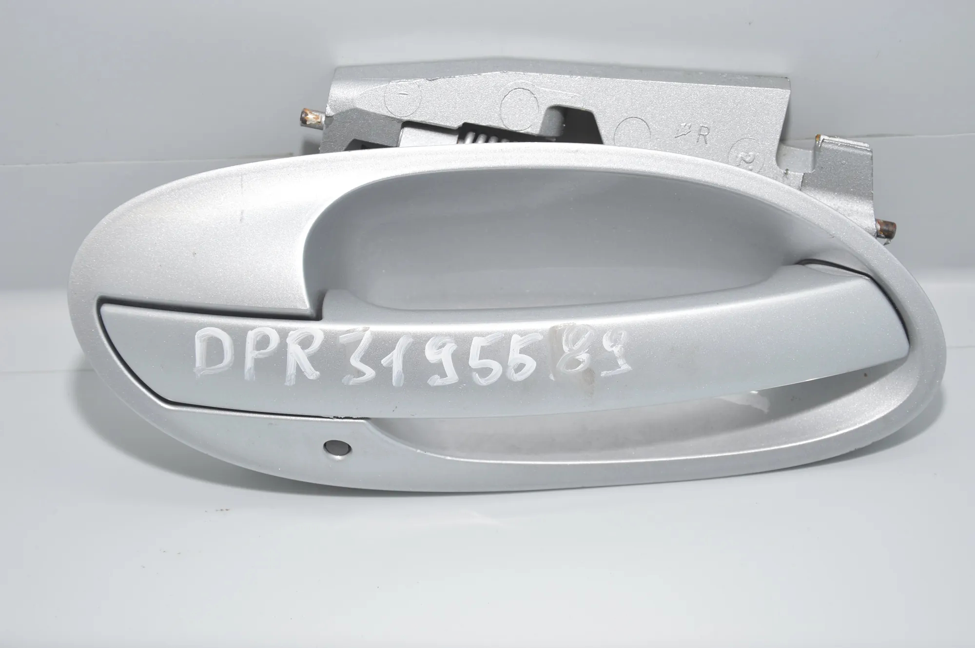 Front Right Door Exterior Handle – OEM NA · BMW 7 (E65, E66, E67) 745 i, Li 2003