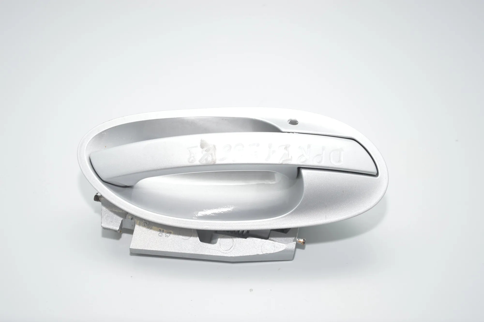 Front Right Door Exterior Handle – OEM NA · BMW 7 (E65, E66, E67) 745 i, Li 2003 – 3