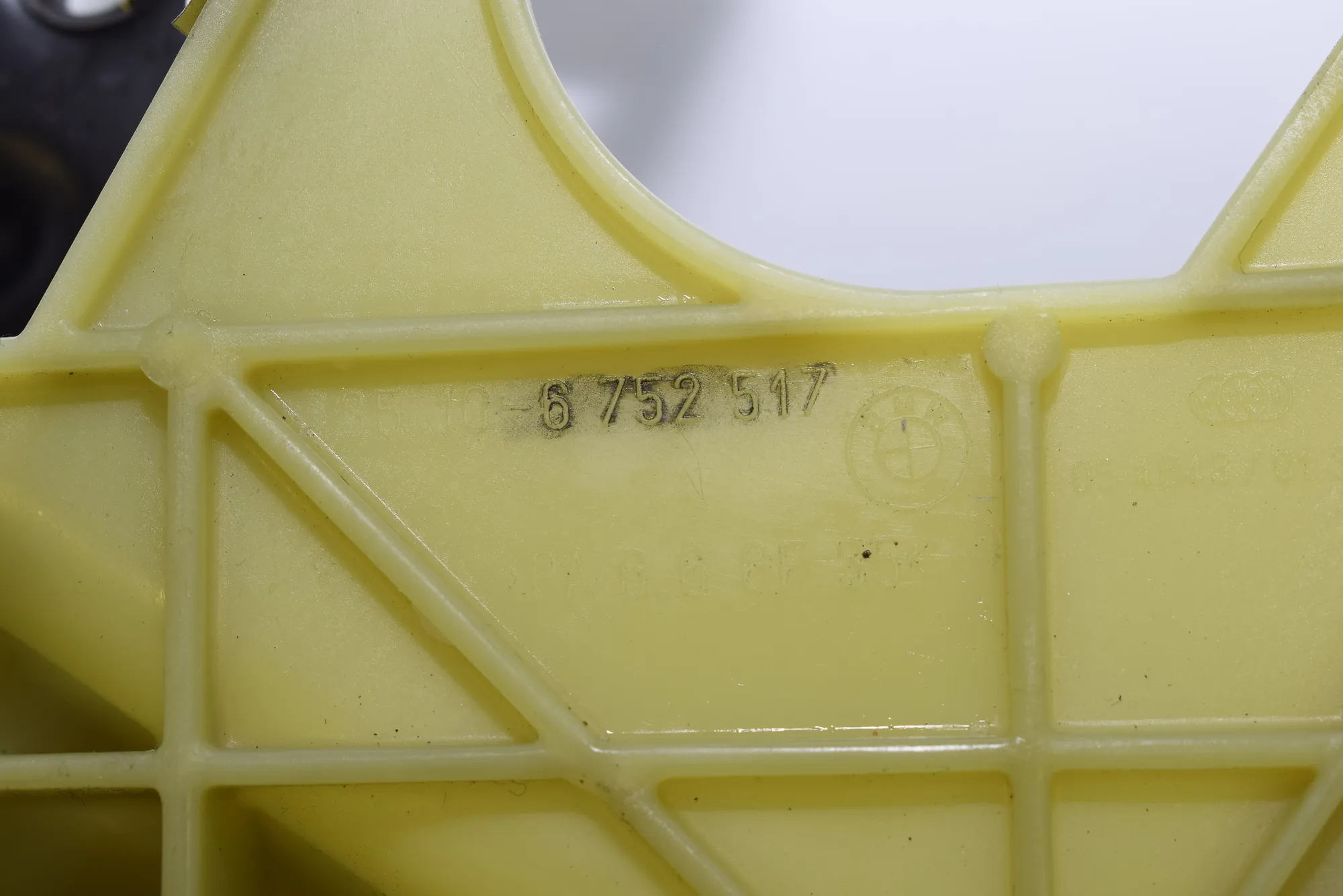 Brake Pedal – OEM 6752517 · BMW 7 (E65, E66, E67) 745 i, Li 2003 – 5