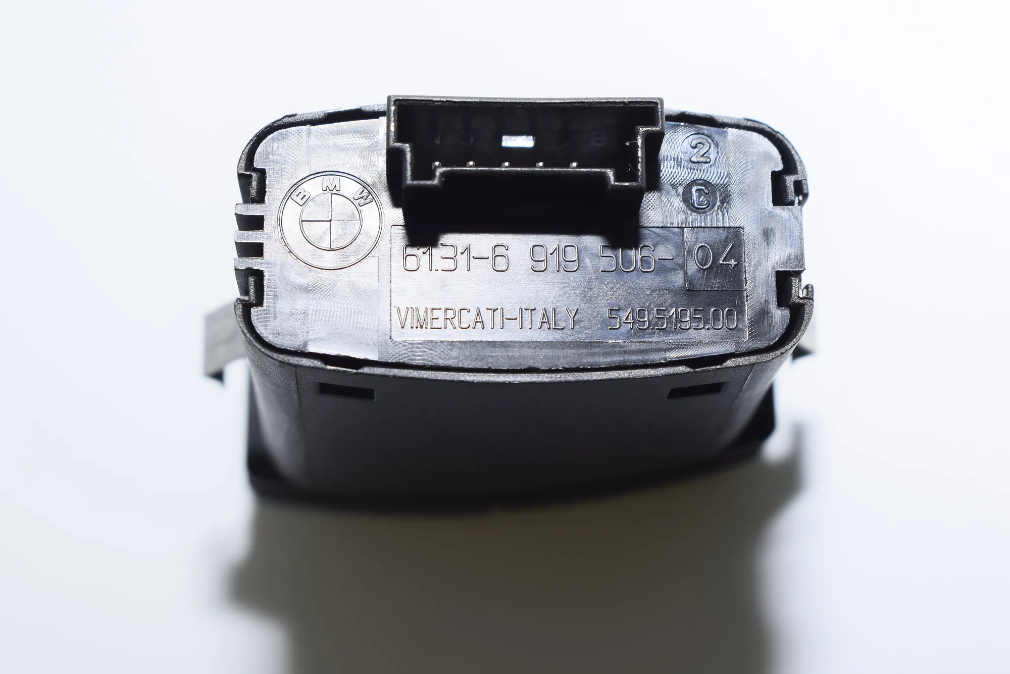 Switches – OEM 6919506 · BMW 5 Touring (E61) 530 i 2005 – 5