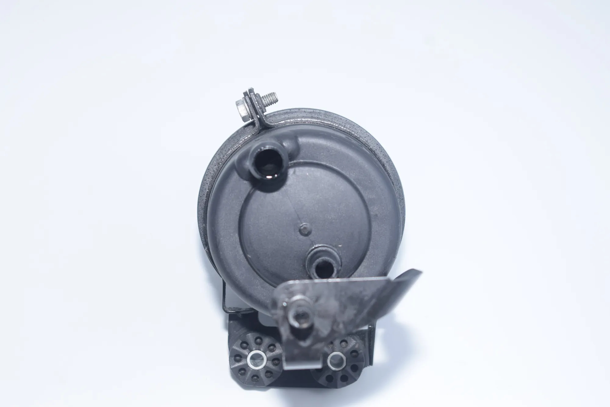 Power Steering Pump Tank – OEM 1097164 · BMW 5 Touring (E61) 530 i 2005 – 5