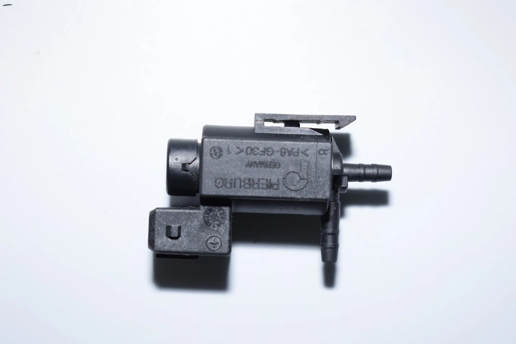 Solenoid Valve – OEM 1742712 · BMW 5 Touring (E39) 525 d 2003
