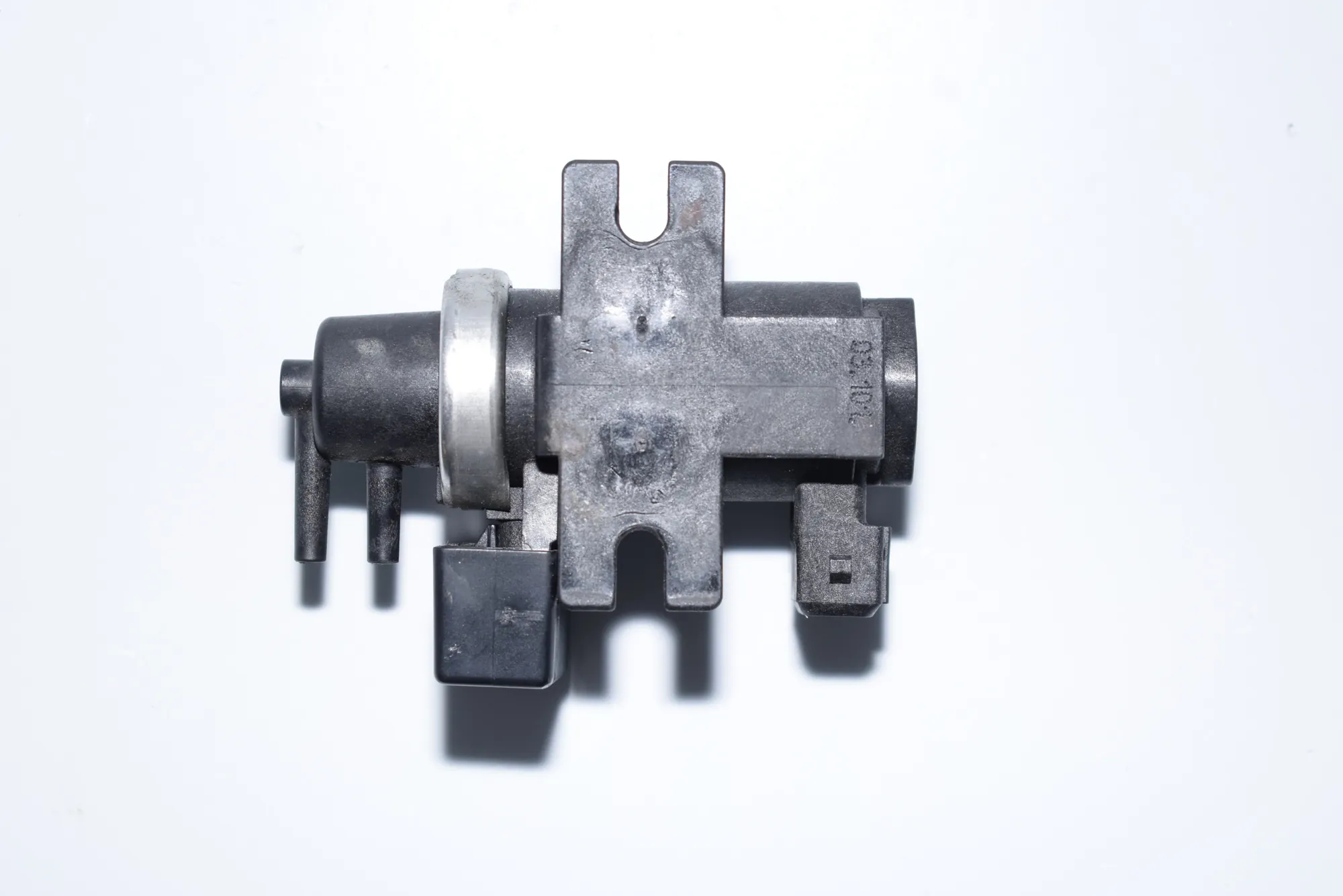 Solenoid Valve – OEM 2242906 · BMW 5 Touring (E39) 525 d 2003 – 3
