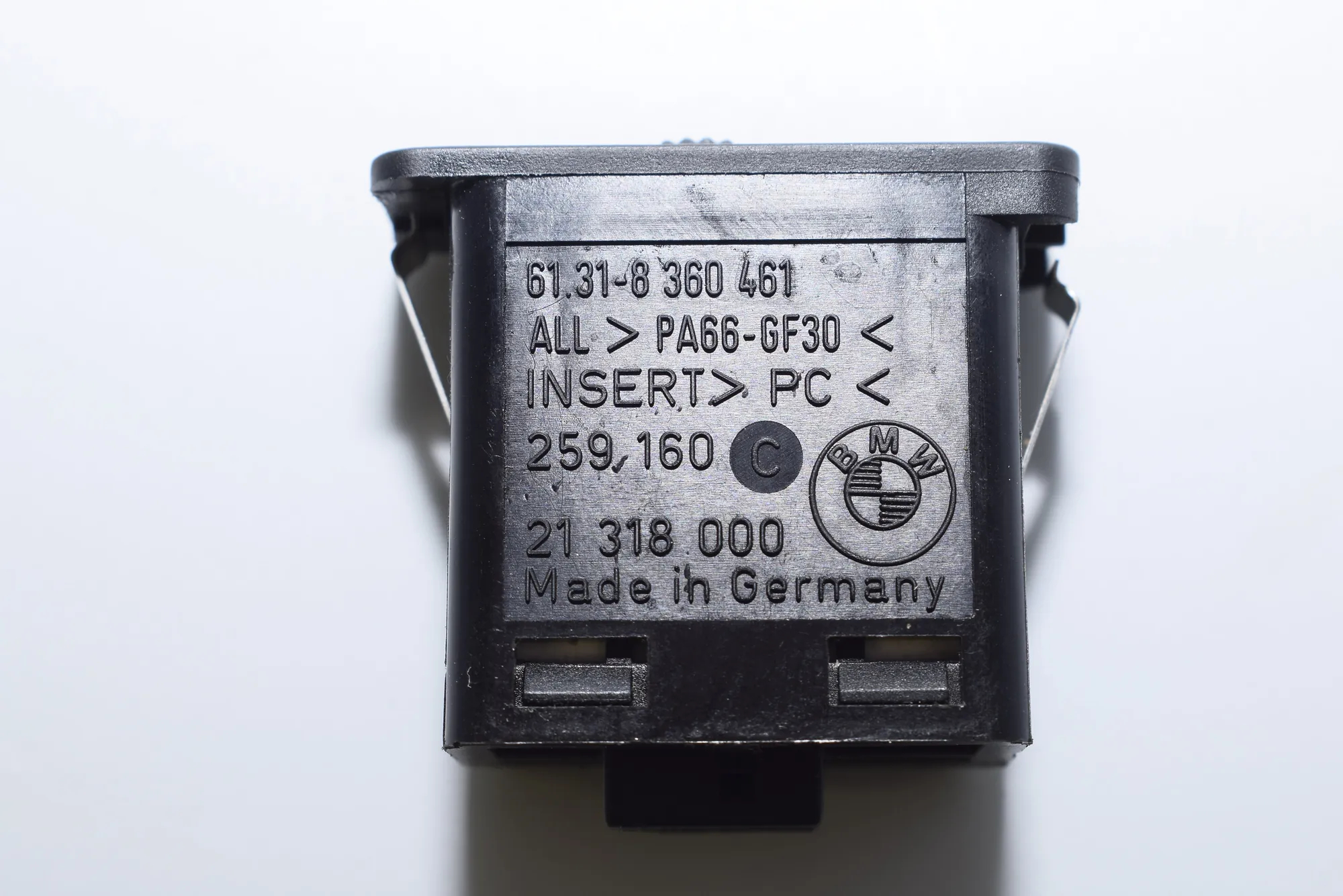 Switches – OEM 8360461 · BMW 5 Touring (E39) 525 d 2003 – 5
