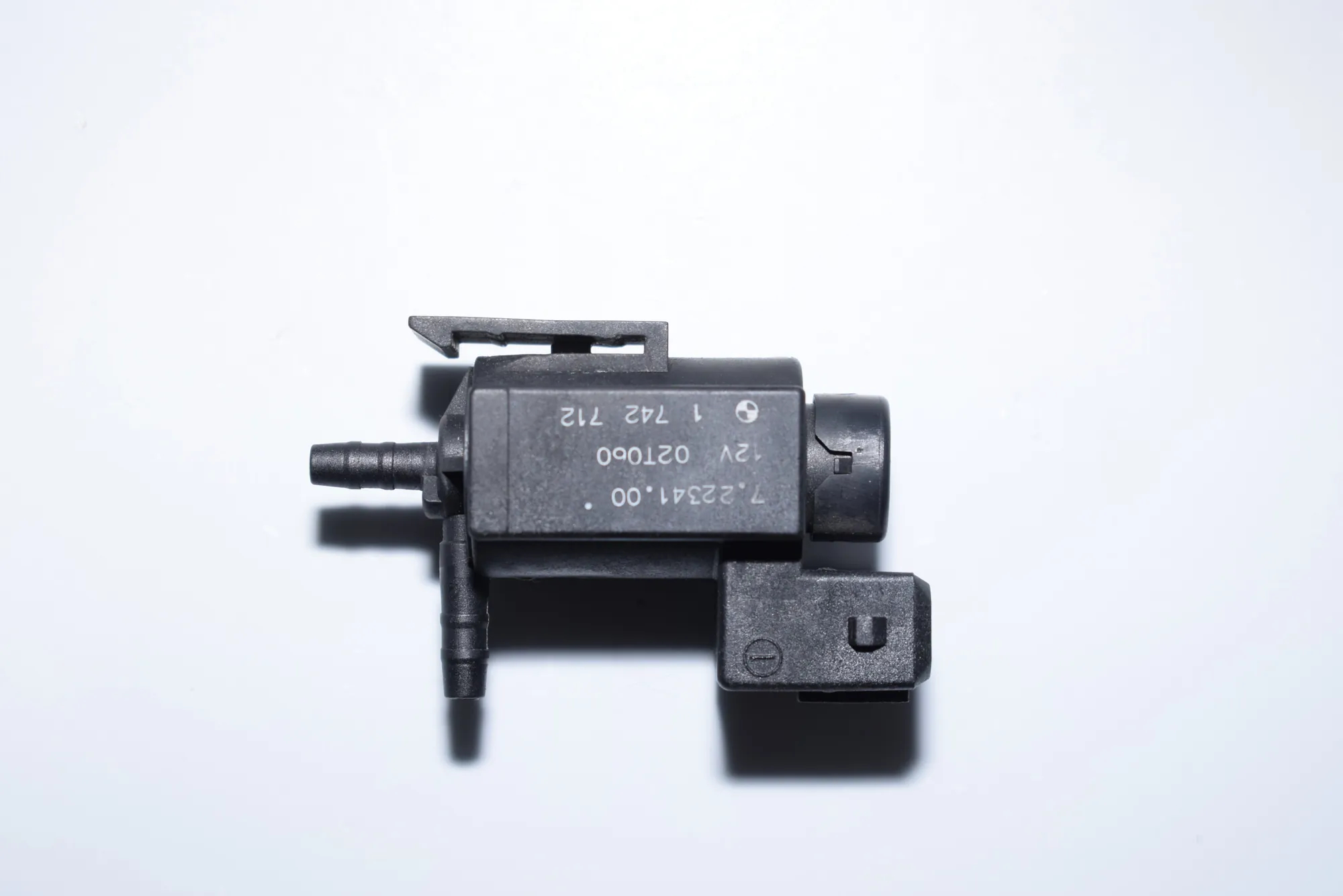 Solenoid Valve – OEM 1742712 · BMW 5 Touring (E39) 530 d 2002 – 2