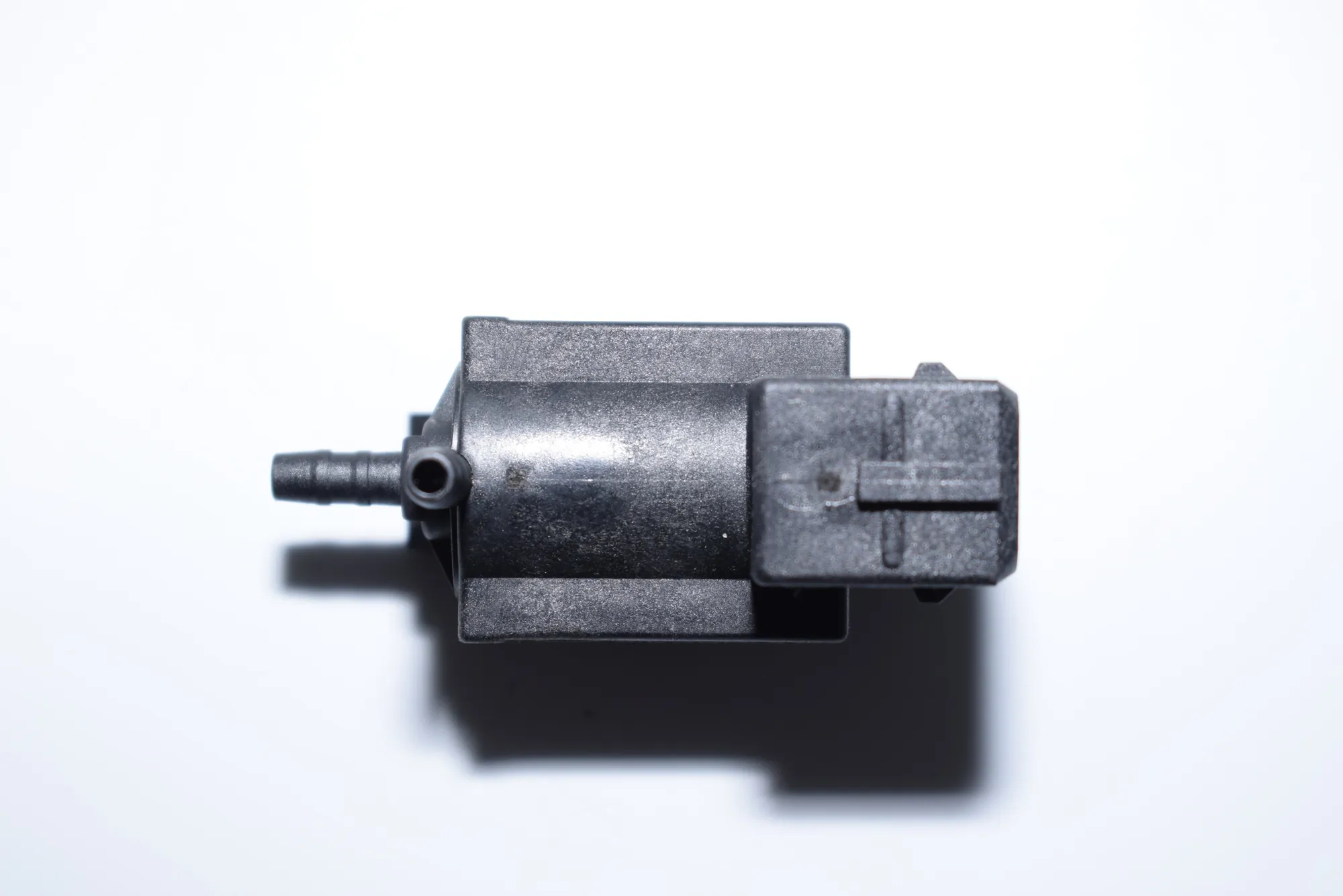 Solenoid Valve – OEM 1742712 · BMW 5 Touring (E39) 530 d 2002 – 3