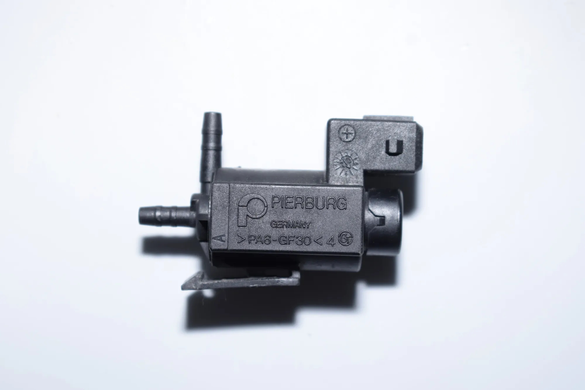 Solenoid Valve – OEM 1742712 · BMW 5 Touring (E39) 530 d 2002
