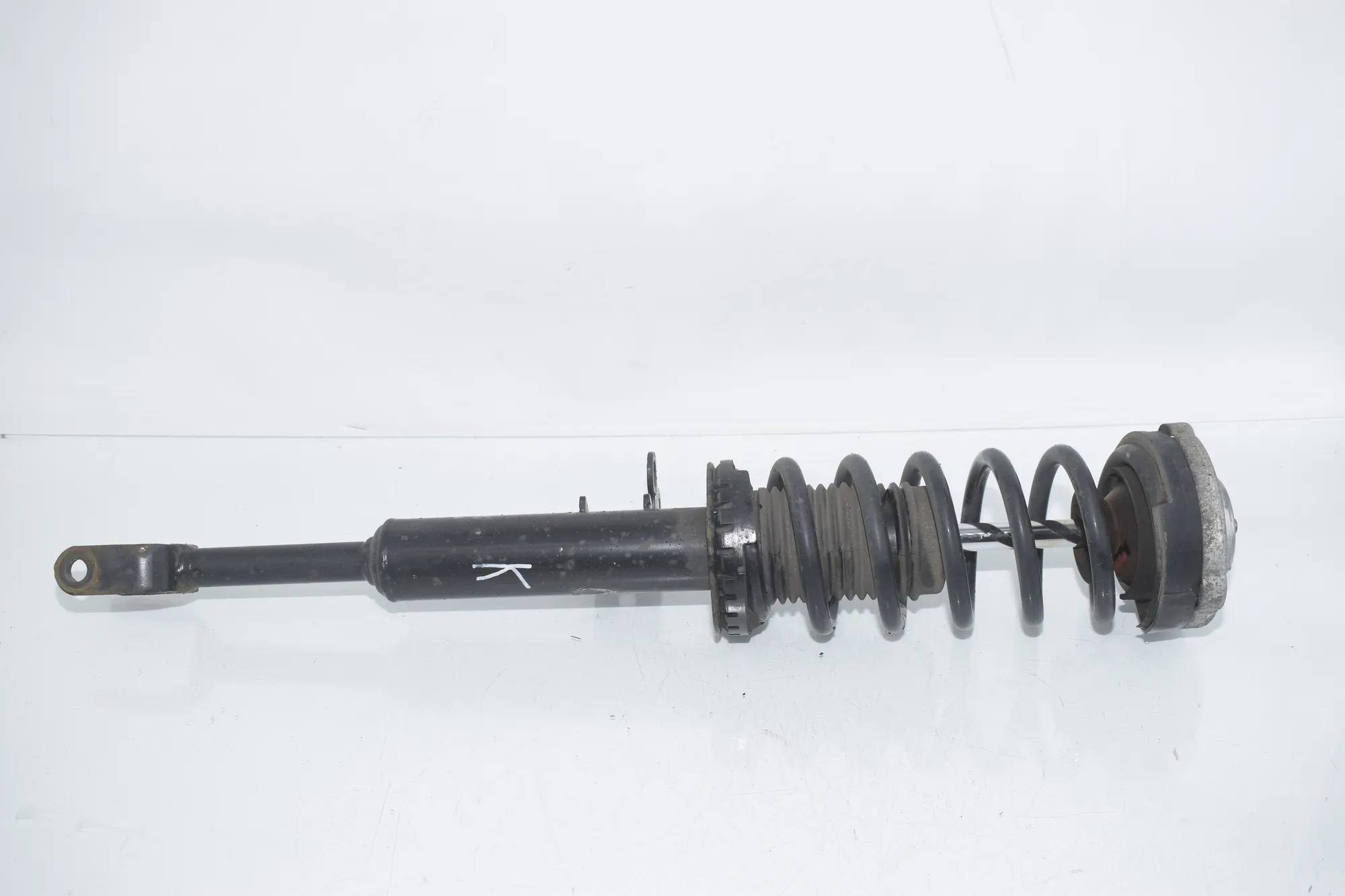 Front Left Shock Absorber – OEM 6863883 · BMW 5 (F10) 530 d 2014