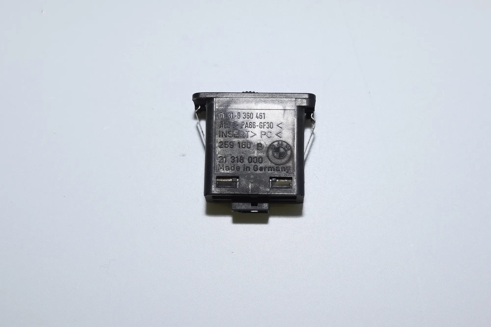 Switches – OEM SVIESUINTENSIVUMOREGULIATORIUS. · BMW 5 Touring (E39) 530 d 2002 – 5