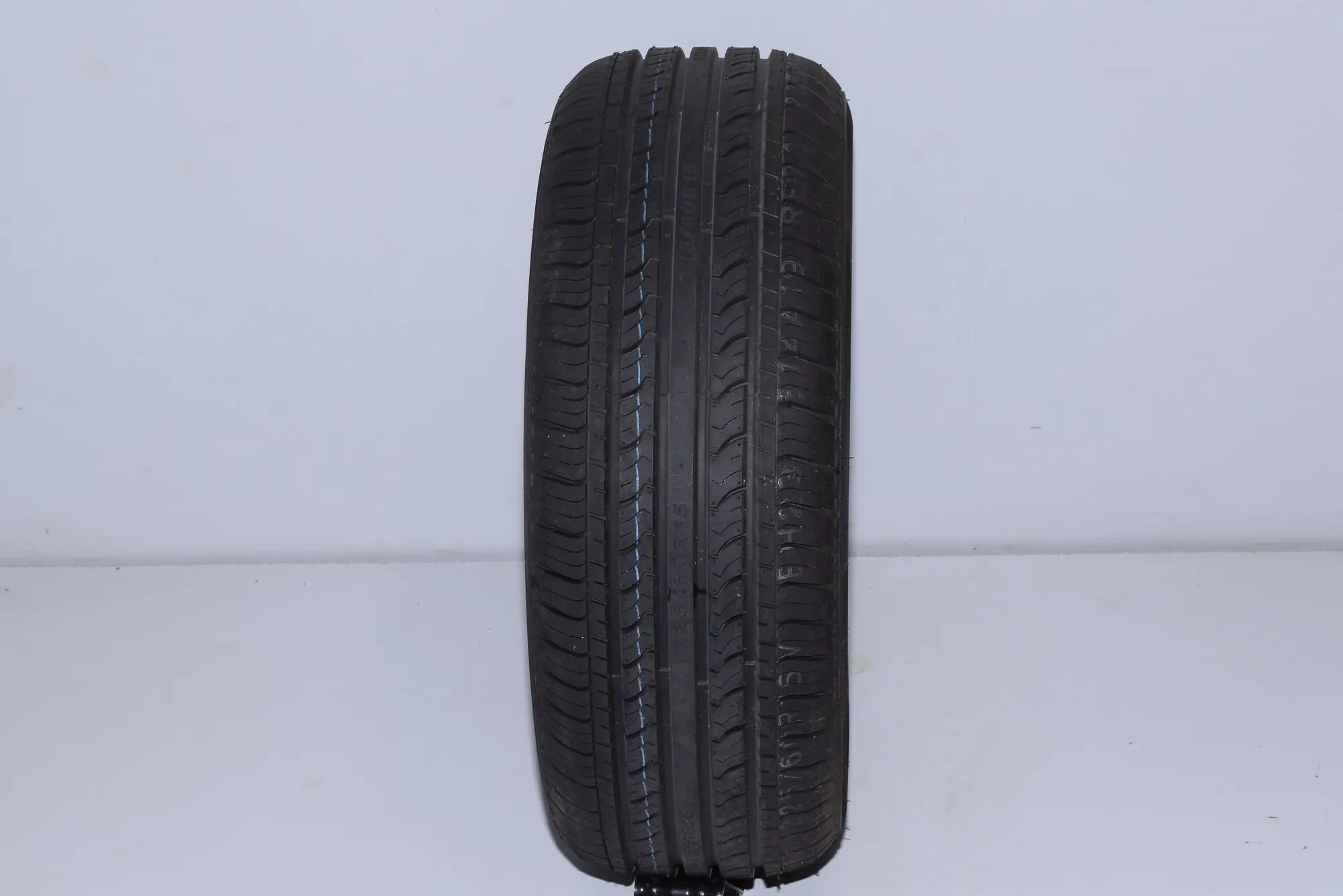 Tire – OEM NA · BMW 5 (E39) BMW 5 (E39) 2003