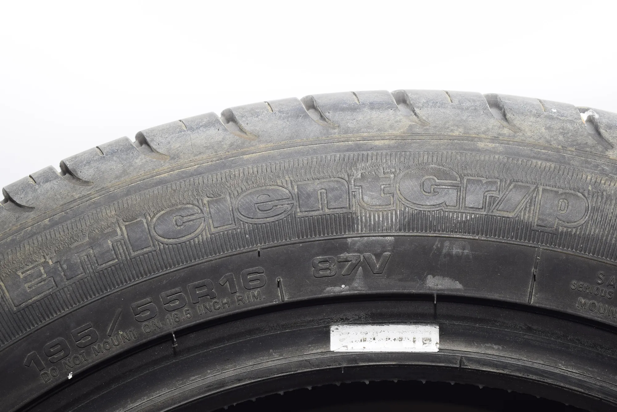 Tire – OEM NA · BMW 5 (E39) BMW 5 (E39) 2001 – 3