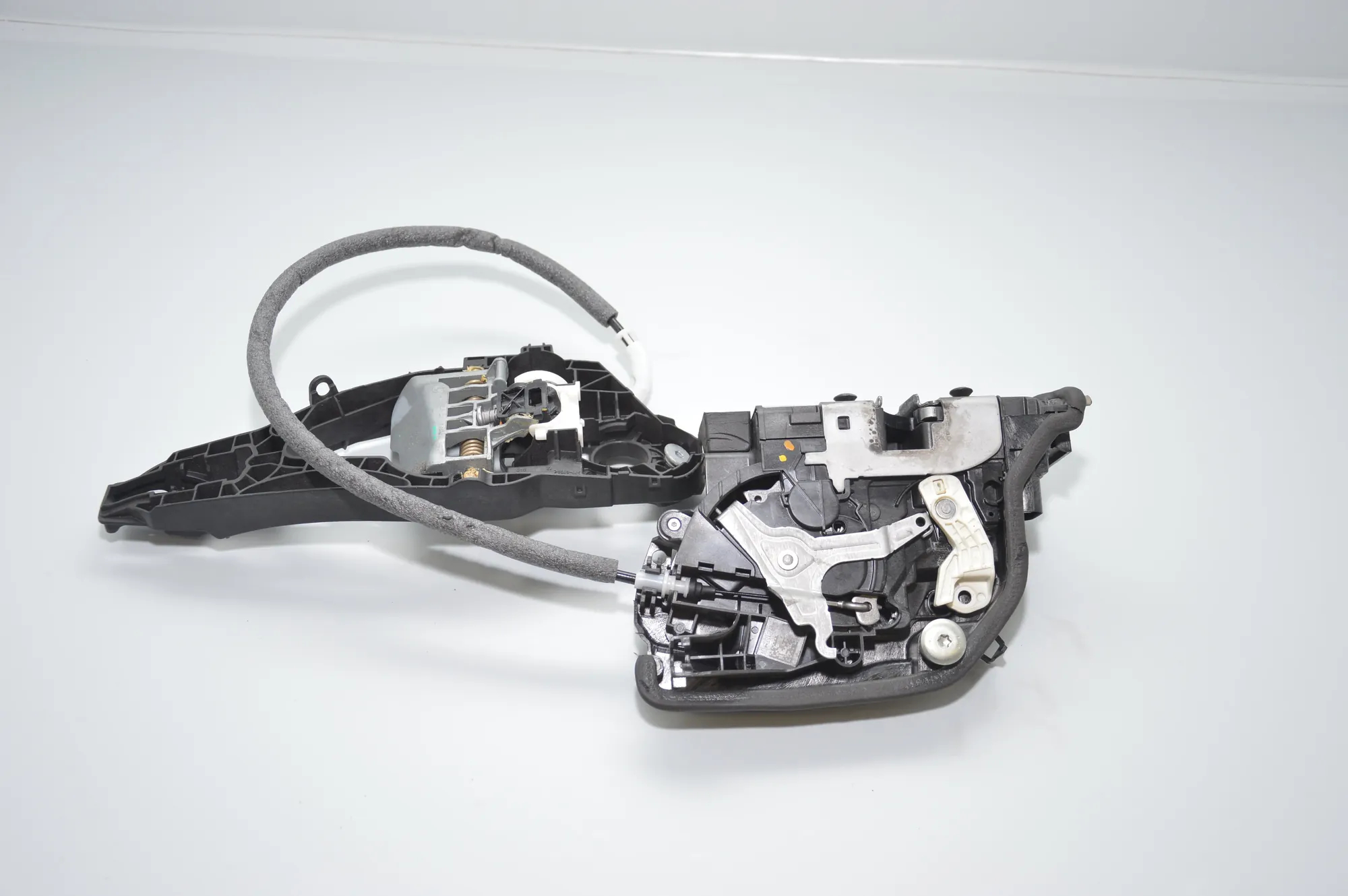 Rear Left Door Lock – OEM 7377241 · BMW 7 (G11, G12) BMW 7 (G11, G12) 730 d 2016 – 2