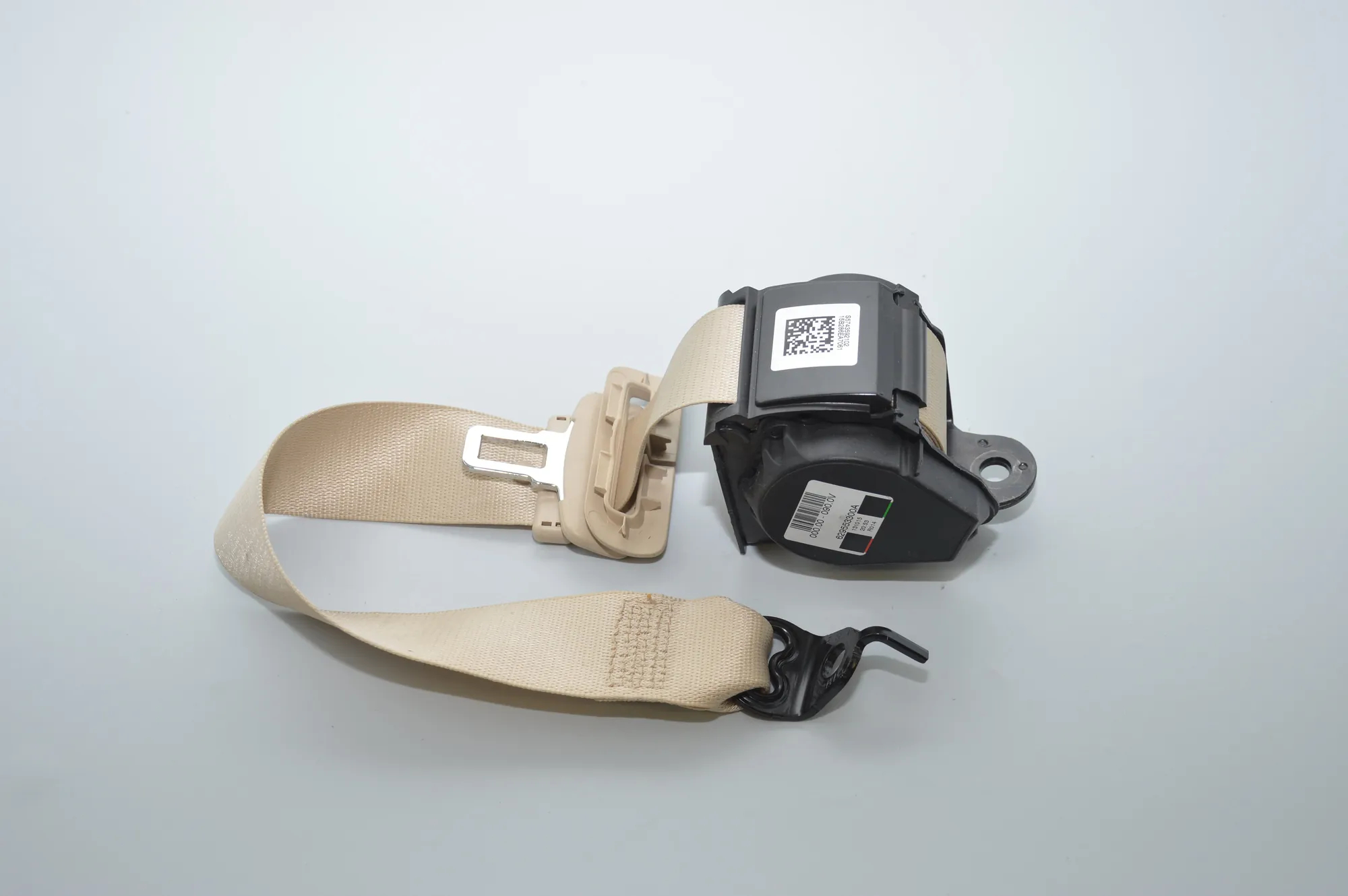 Rear Left Seatbelt – OEM 7435921 · BMW BMW 7 (G11, G12) 2017 – 5