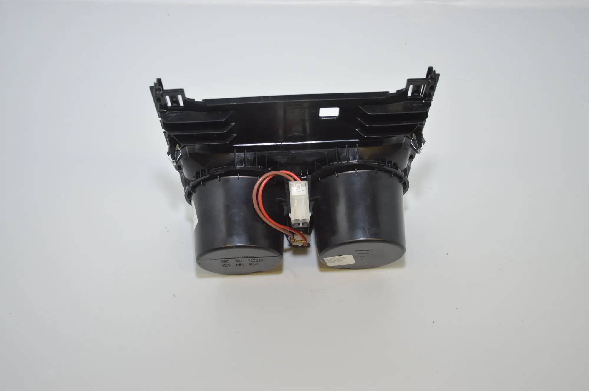 Cup Holder – OEM 105495997C · BMW 4 Coupe (F32, F82) 420 d 2015 – 4
