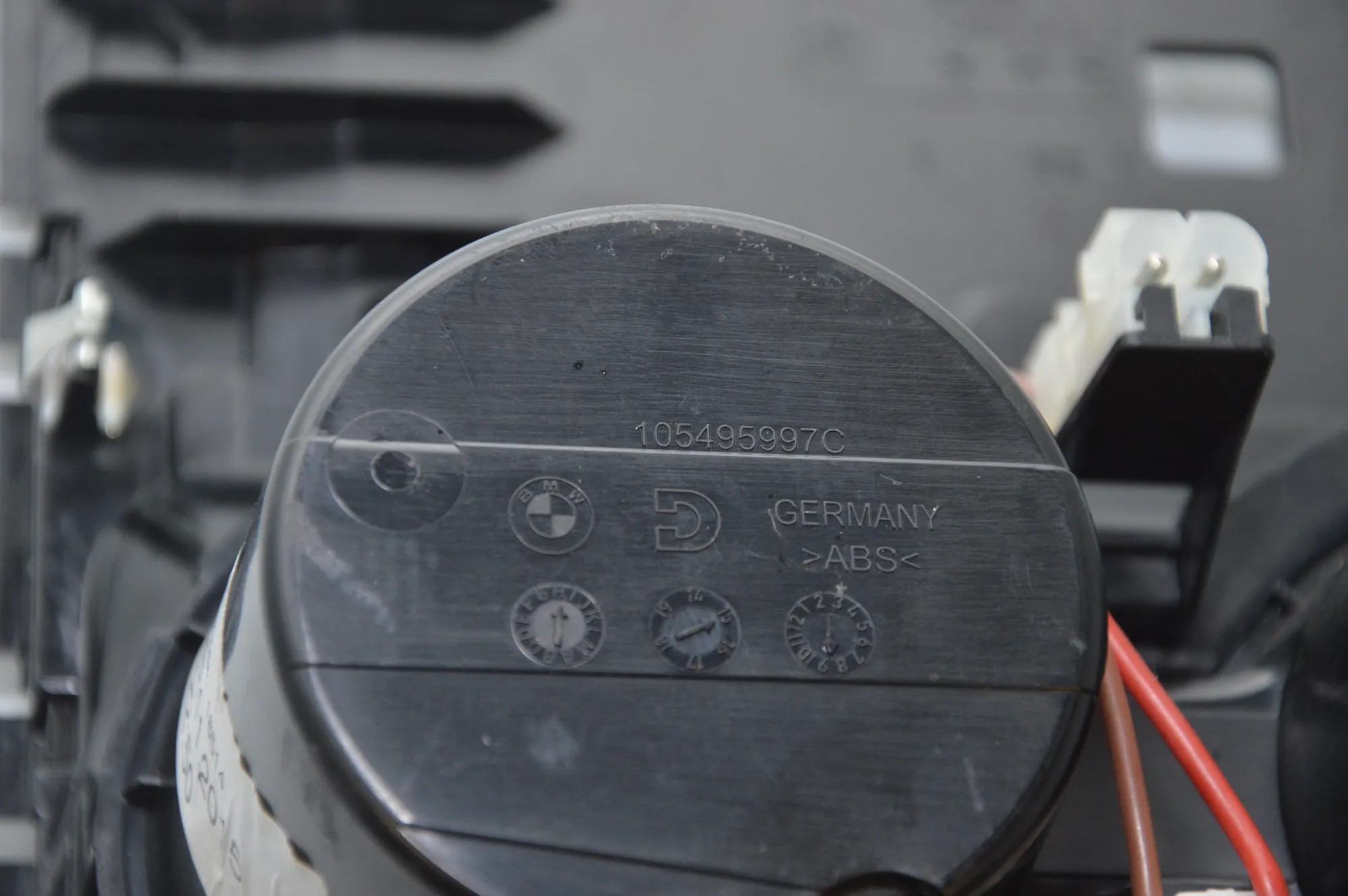 Cup Holder – OEM 105495997C · BMW 4 Coupe (F32, F82) 420 d 2015 – 6