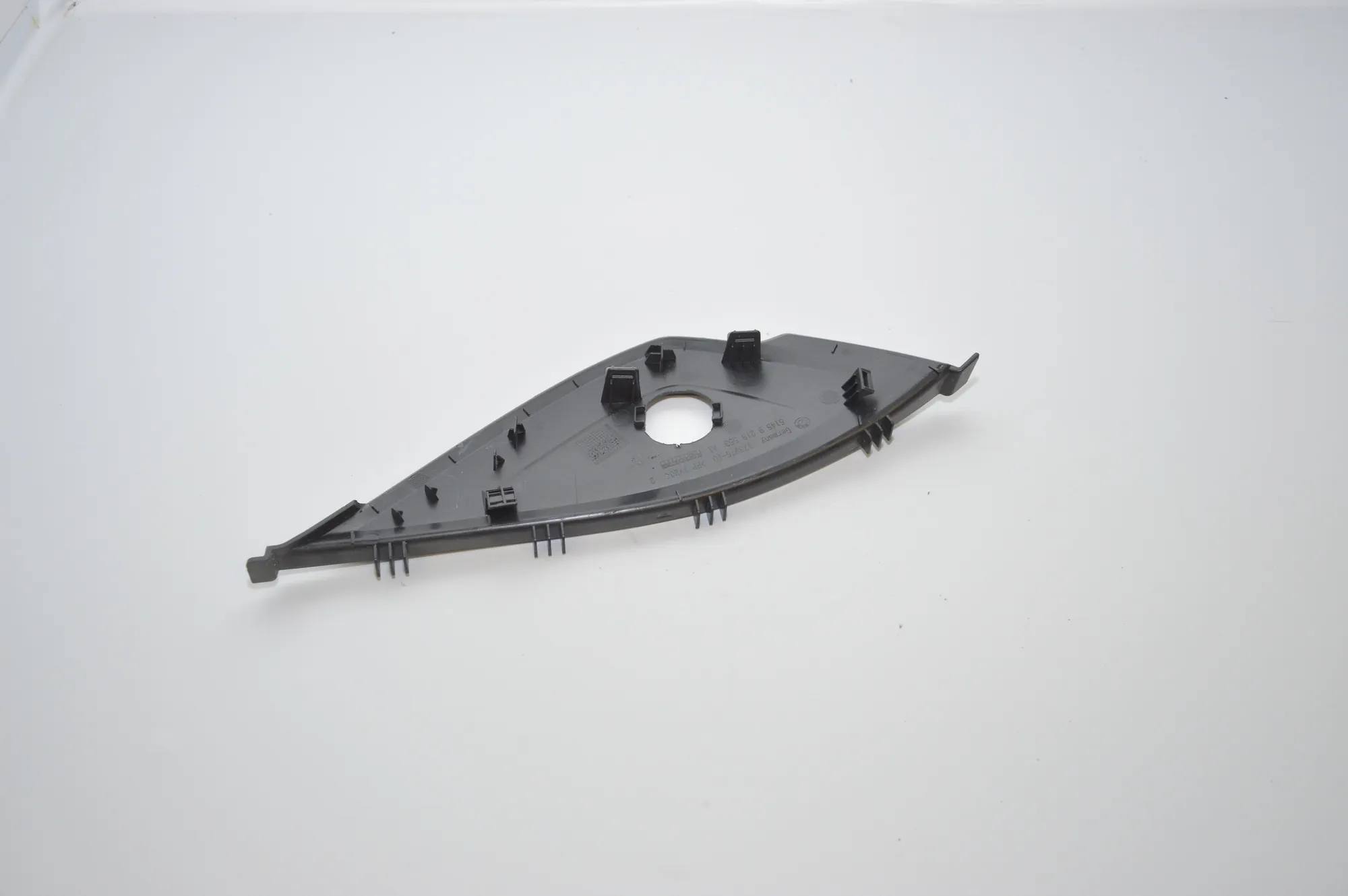 Other Trim Parts – OEM 9218553 · BMW 4 Coupe (F32, F82) 420 d 2015