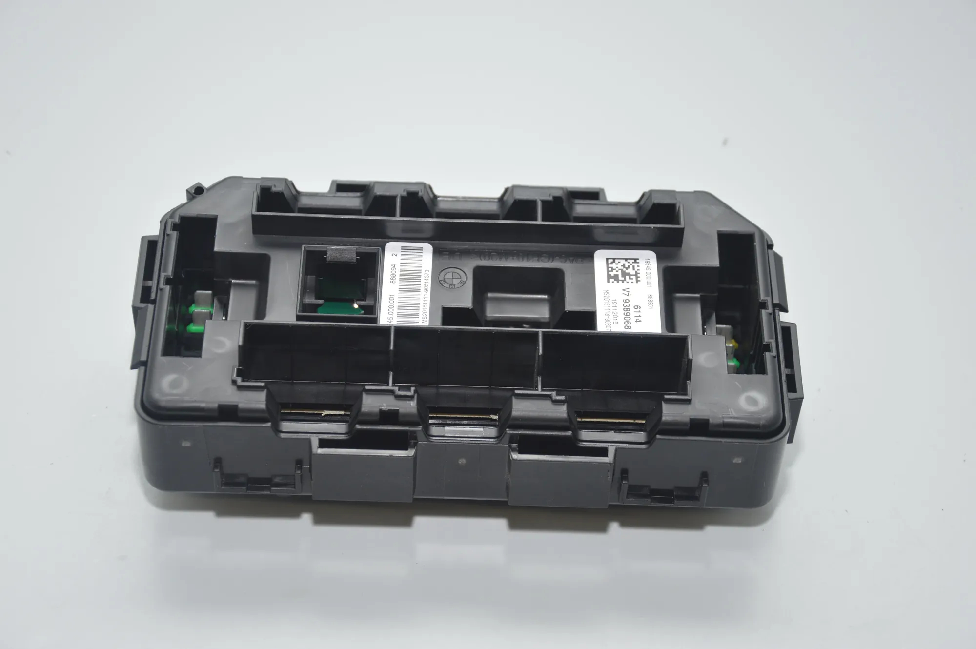 Fuse Box – OEM 9389068 · BMW 4 Coupe (F32, F82) 420 d 2015 – 5