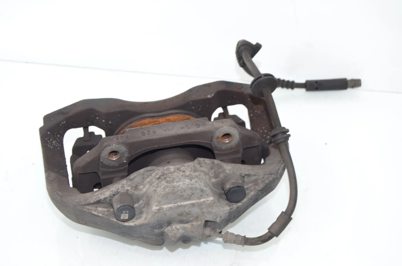 Front Right Brake Caliper – OEM 6786818 · BMW 5 (F10) 530 d 2014 – 4