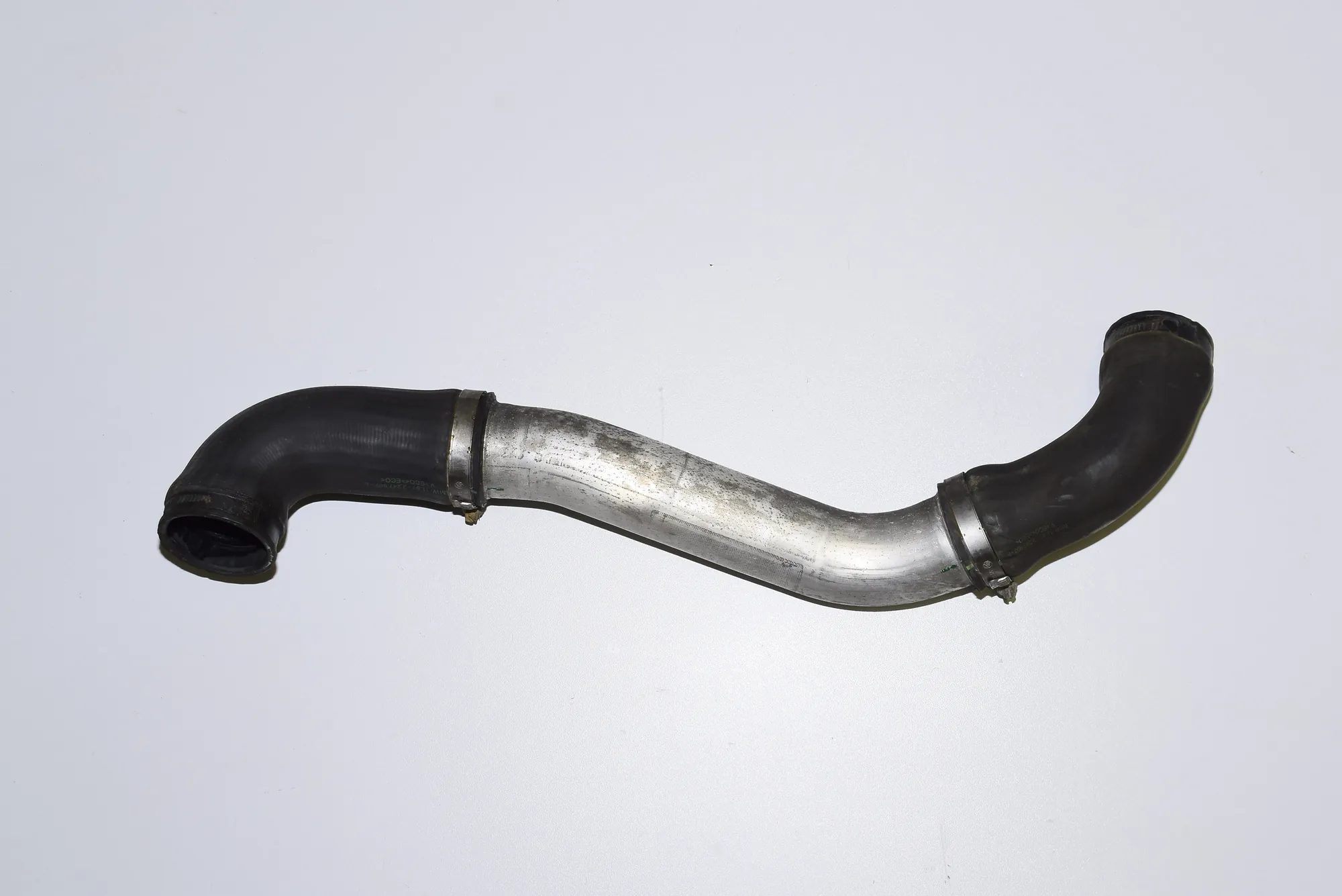 Left Side Intercooler Hose – OEM NA · BMW 5 Touring (E39) 525 d 2001