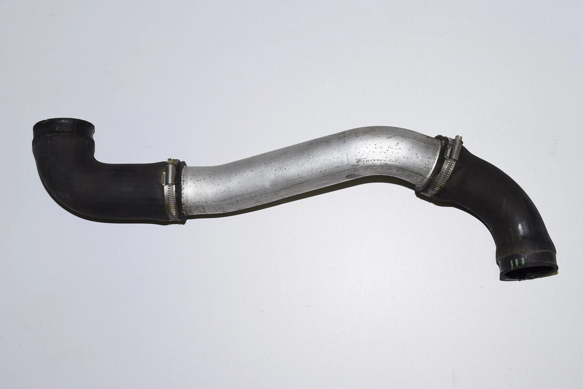 Left Side Intercooler Hose – OEM NA · BMW 5 Touring (E39) 525 d 2001 – 2