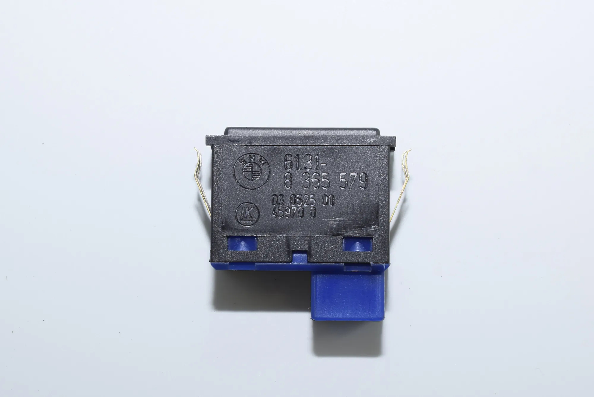 Switches – OEM 8365579 · BMW 5 Touring (E39) 525 d 2001 – 3