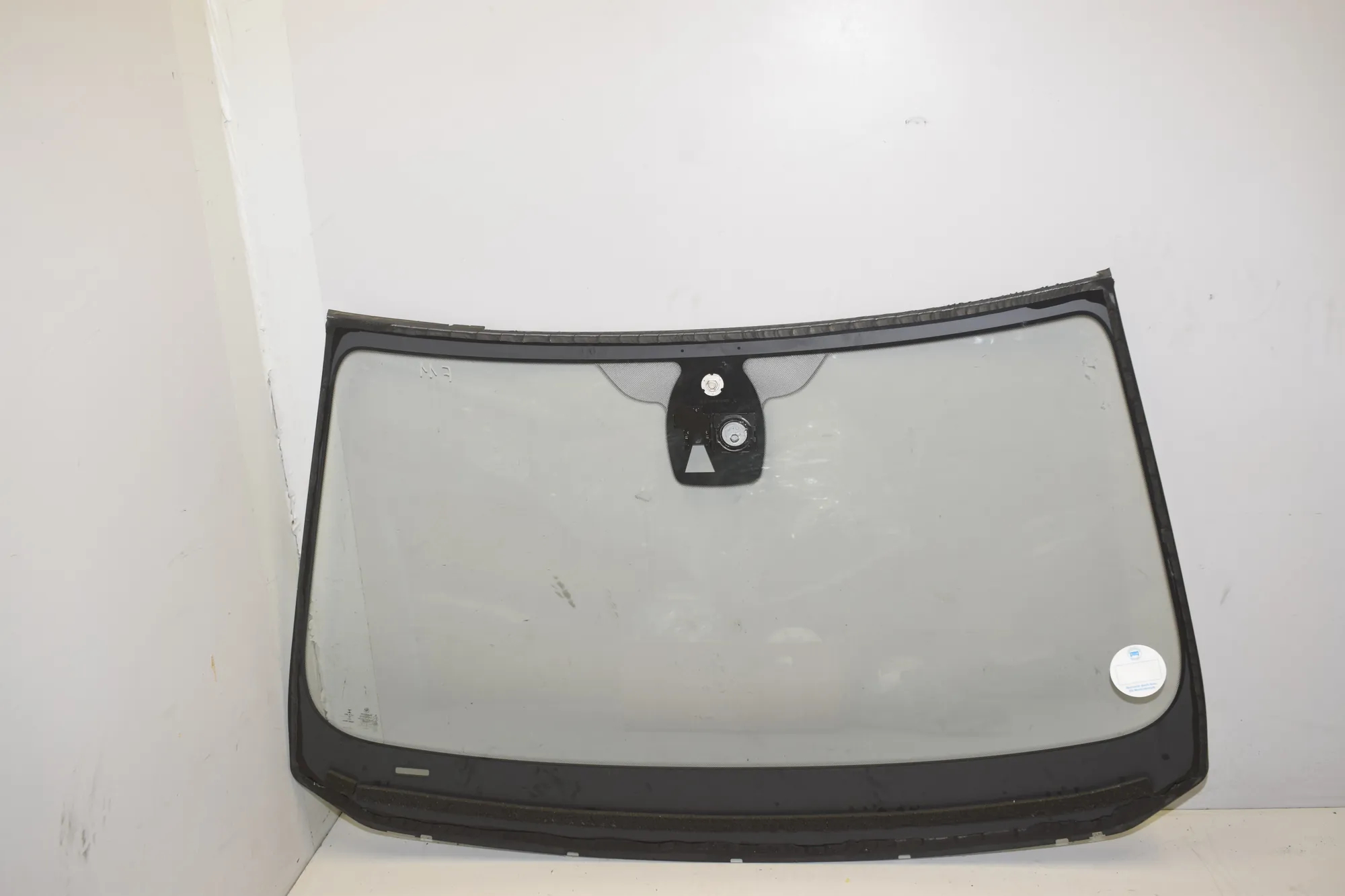 Front Windshield – OEM 7203153 · BMW 5 Touring (F11) 530 d xDrive 2011 – 4