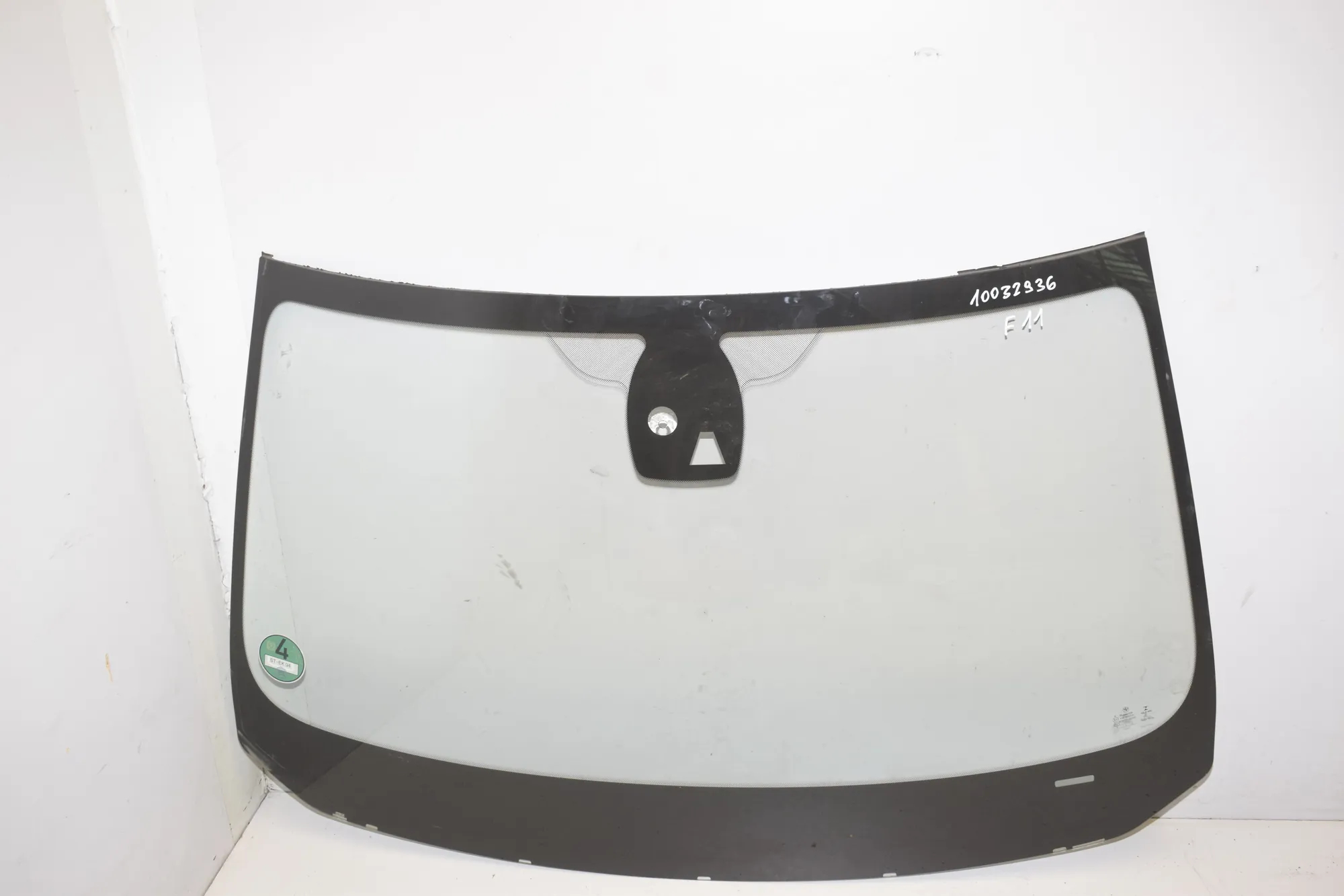 Front Windshield – OEM 7203153 · BMW 5 Touring (F11) 530 d xDrive 2011