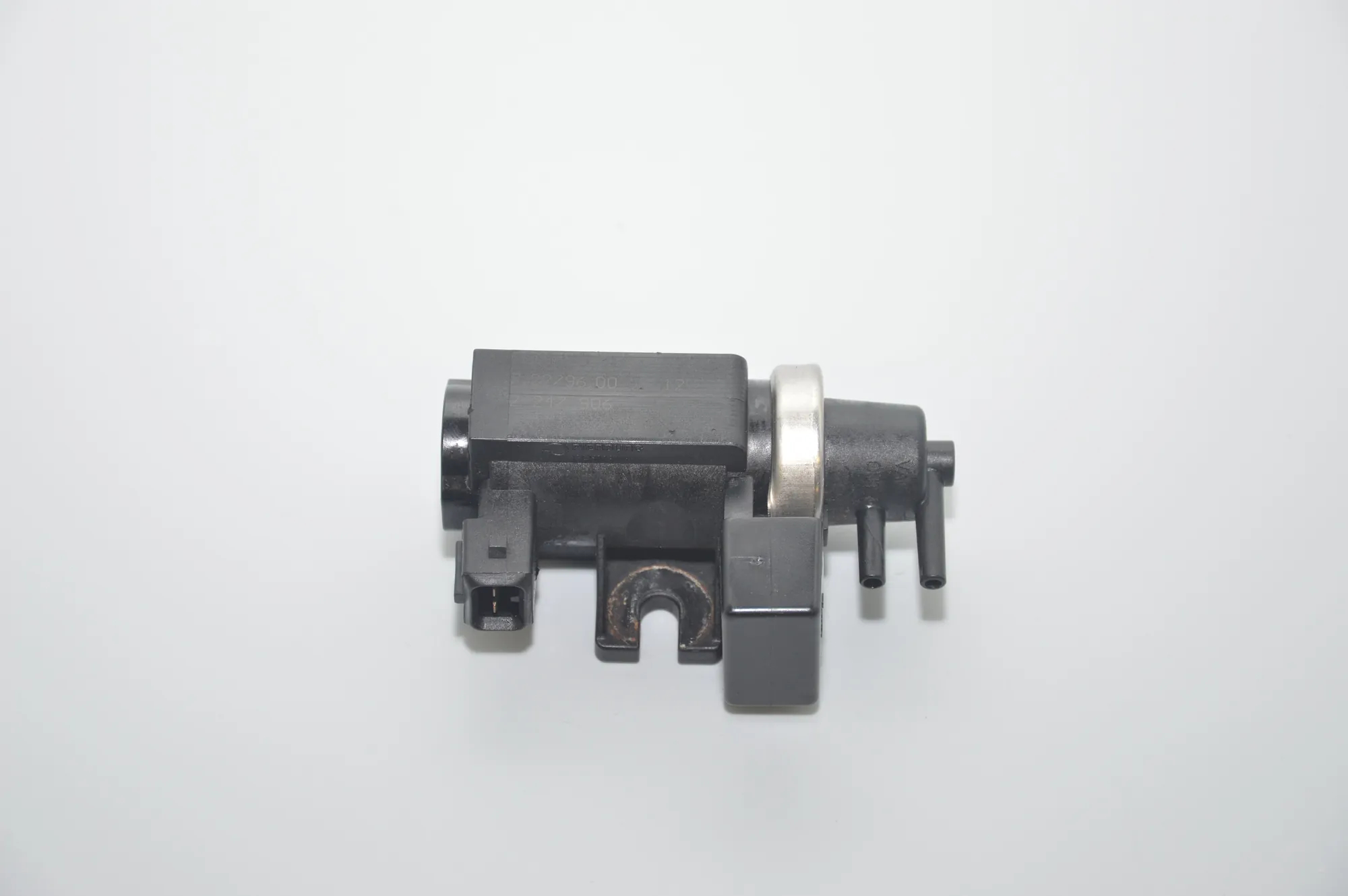 Solenoid Valve – OEM 2247906 · BMW 5 Touring (E39) 525 d 2001