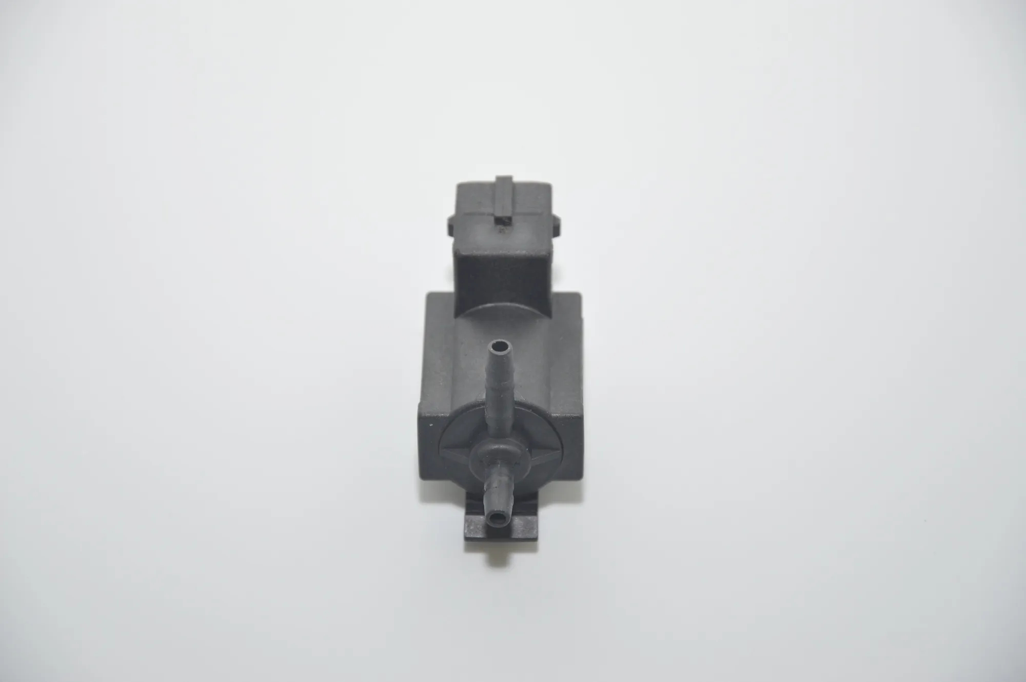 Solenoid Valve – OEM 1742712 · BMW 5 Touring (E39) 525 d 2001 – 3