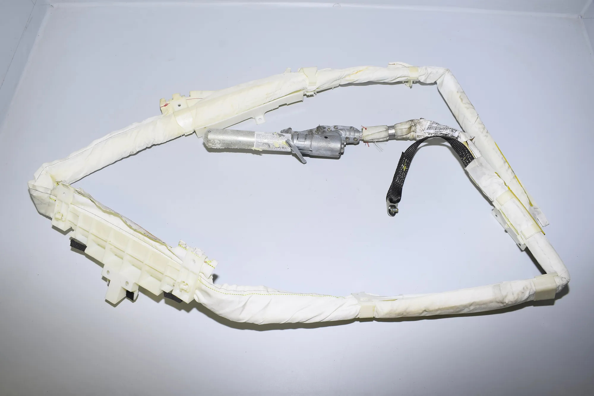 Right Side Roof Safety Curtain SRS – OEM 7011014 · BMW 7 (E65, E66, E67) 750 i, Li 2005 – 3