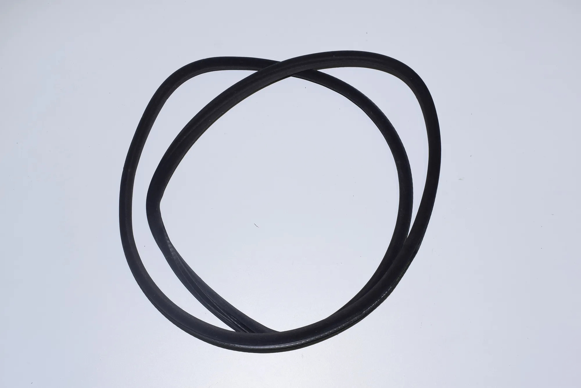 Rear Left Door Seal Rubber – OEM NA · BMW 7 (E65, E66, E67) 750 i, Li 2005 – 2