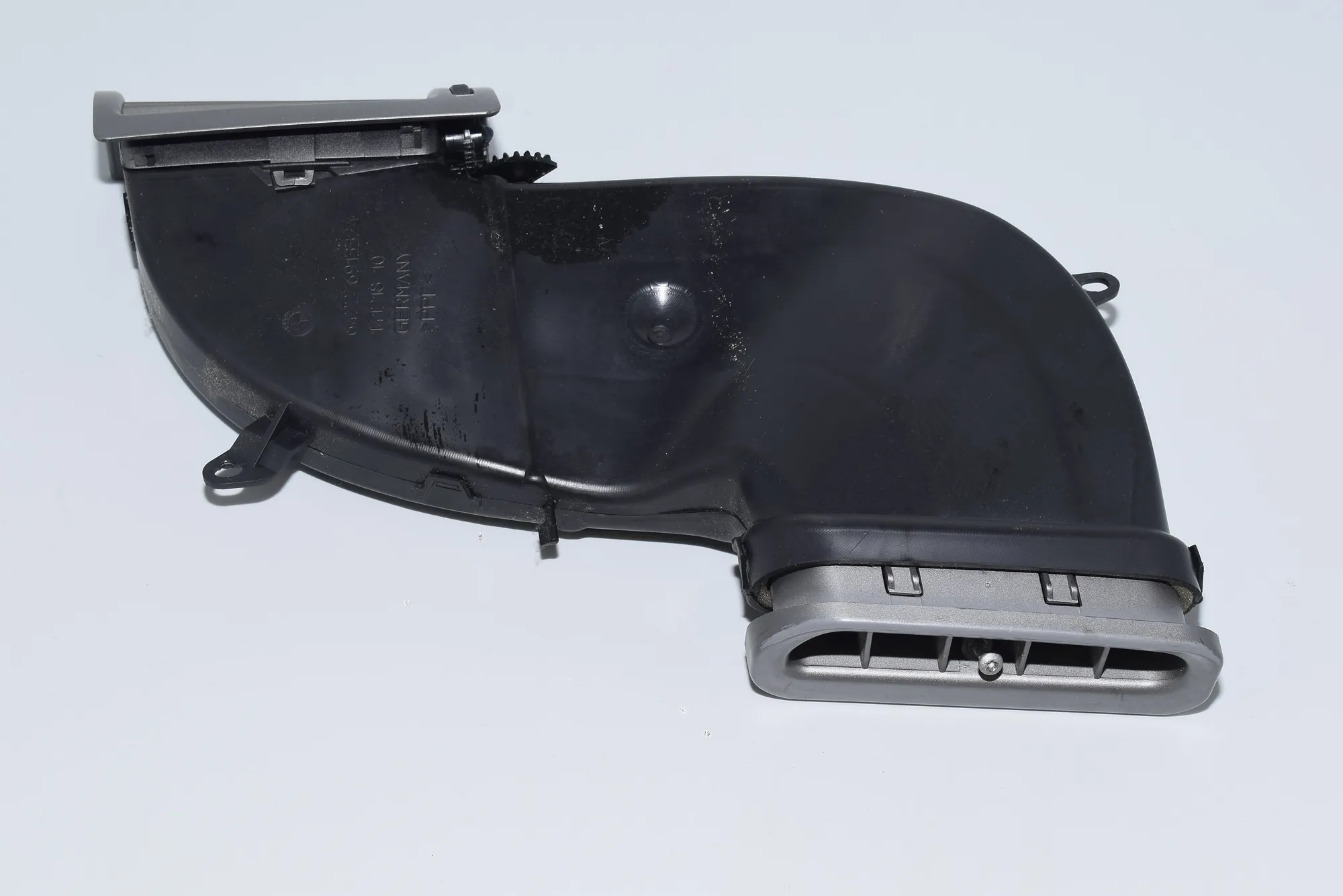 Dashboard Air Vents – OEM 6913324 · BMW 7 (E65, E66, E67) 750 i, Li 2005 – 4