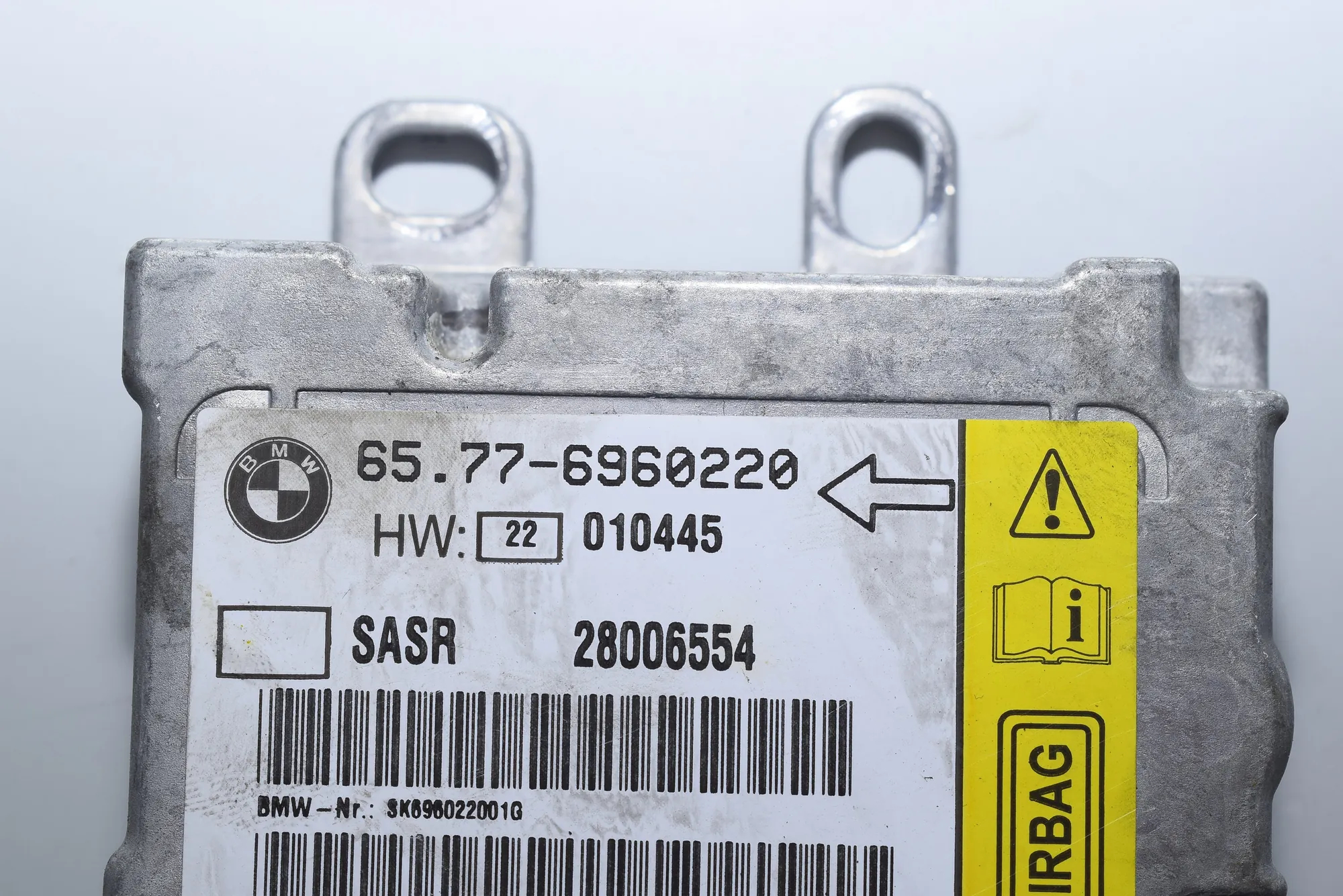 SRS Control Unit – OEM 6960220 · BMW 7 (E65, E66, E67) 750 i, Li 2005 – 5
