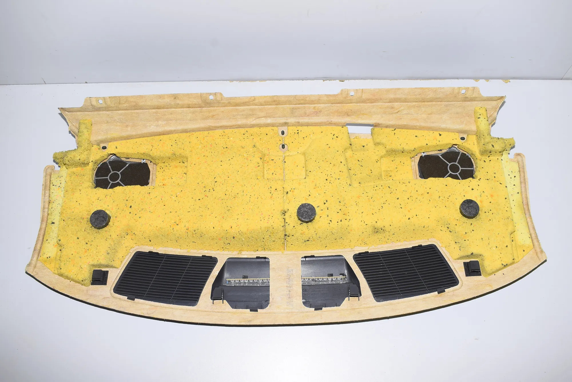 Rear Parcel Shelf – OEM 8236783 · BMW 7 (E65, E66, E67) 750 i, Li 2005 – 6