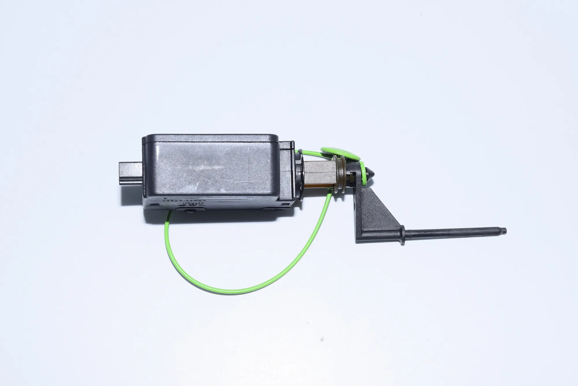 Other Control Units – OEM 6923972 · BMW 7 (E65, E66, E67) 750 i, Li 2005 – 4