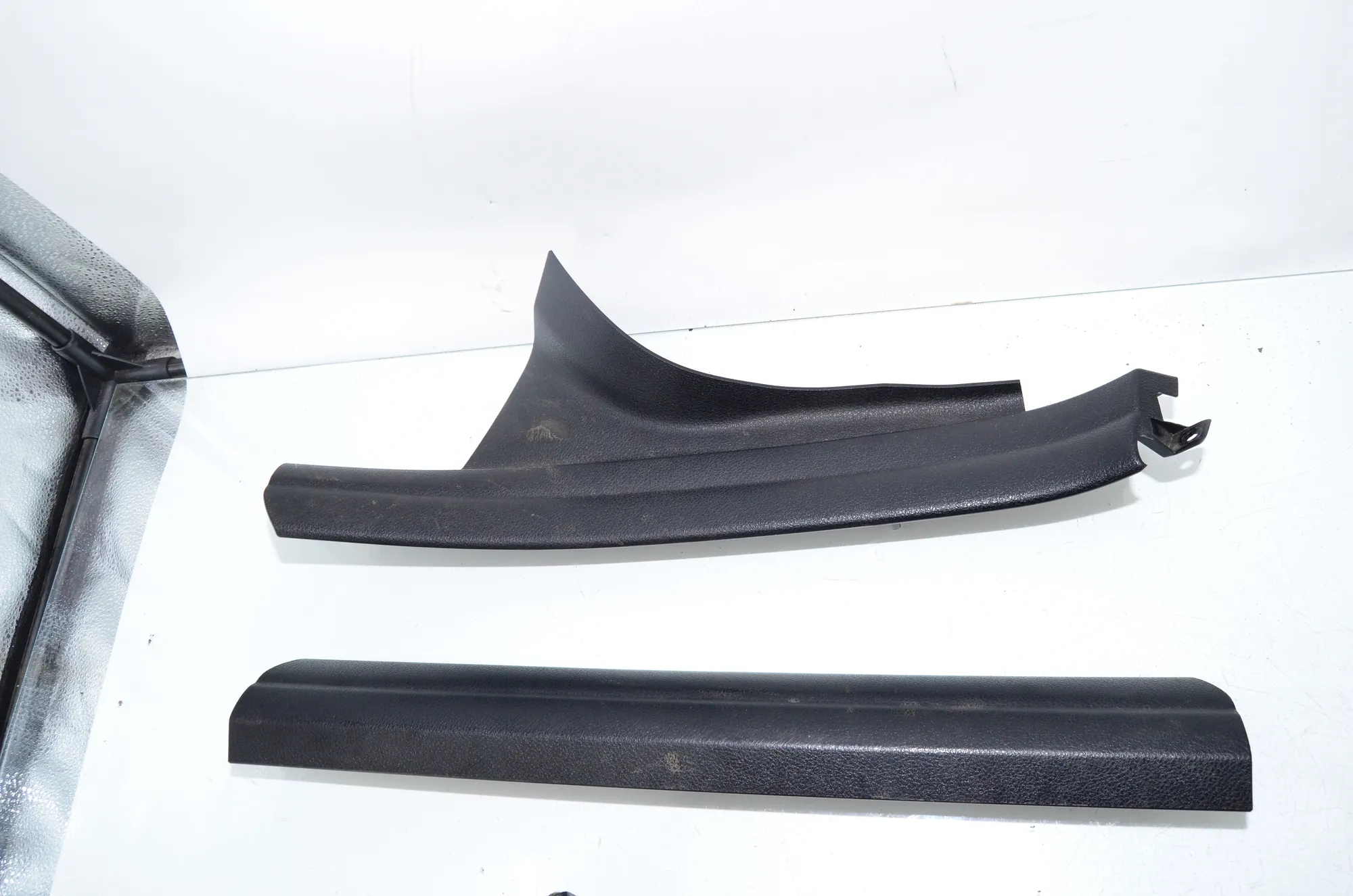 Front Right Interior Step Trim – OEM 9162736 · BMW 5 Touring (F11) 530 d xDrive 2011 – 2