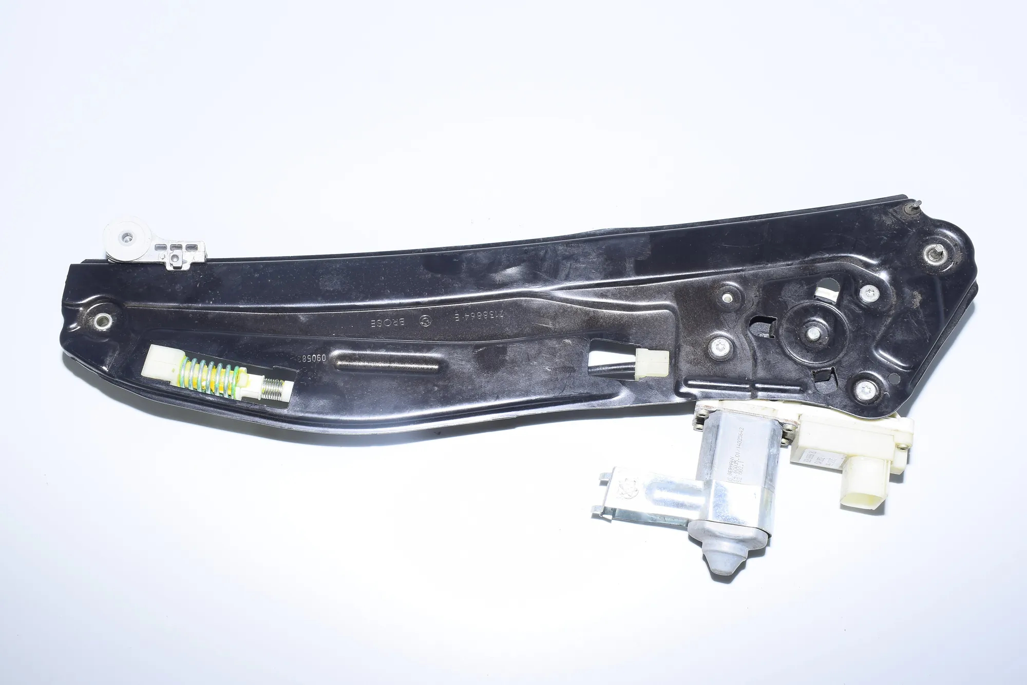Rear Right Door Window Regulator – OEM 7138864 · BMW 7 (E65, E66, E67) 750 i, Li 2005 – 4