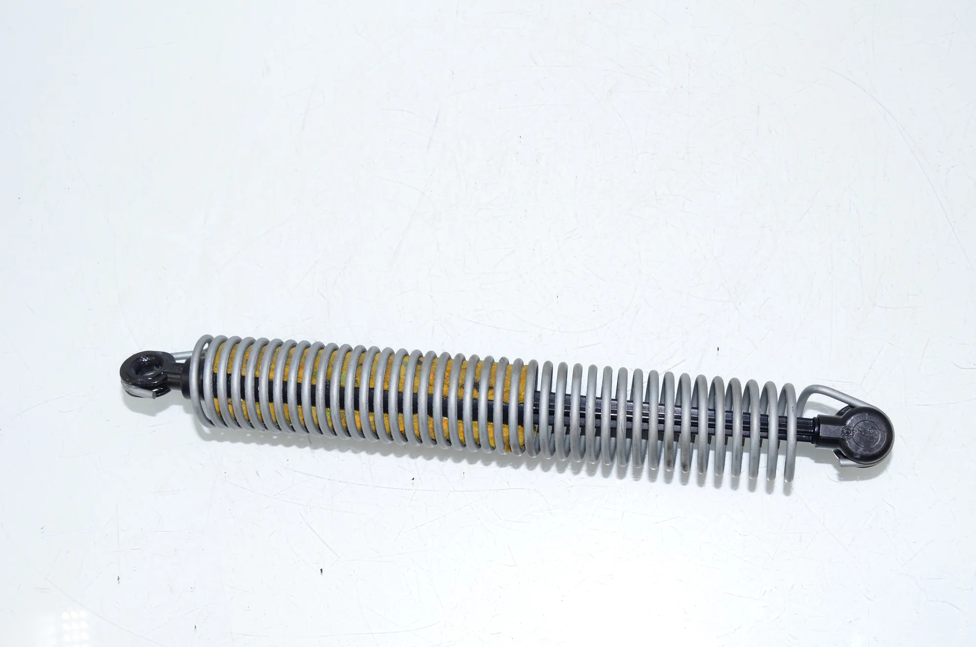 Right Side Tailgate Gas Strut – OEM 7395173 · BMW 5 (F10) 530 d 2014