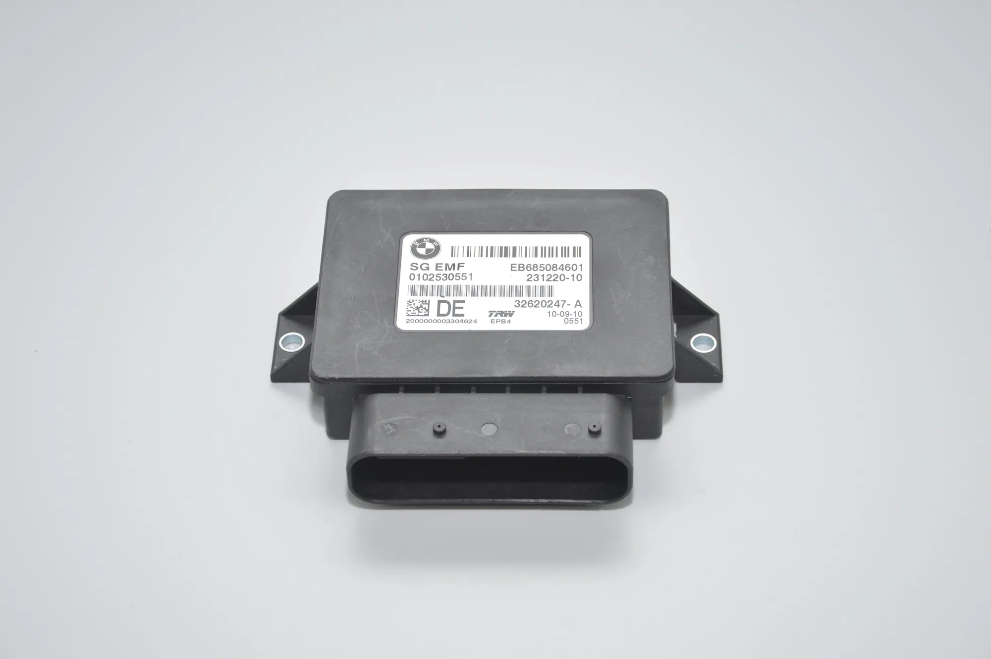 Handbrake Control Unit – OEM 6850846 · BMW 5 (F10) BMW 5 (F10) 2010 – 2