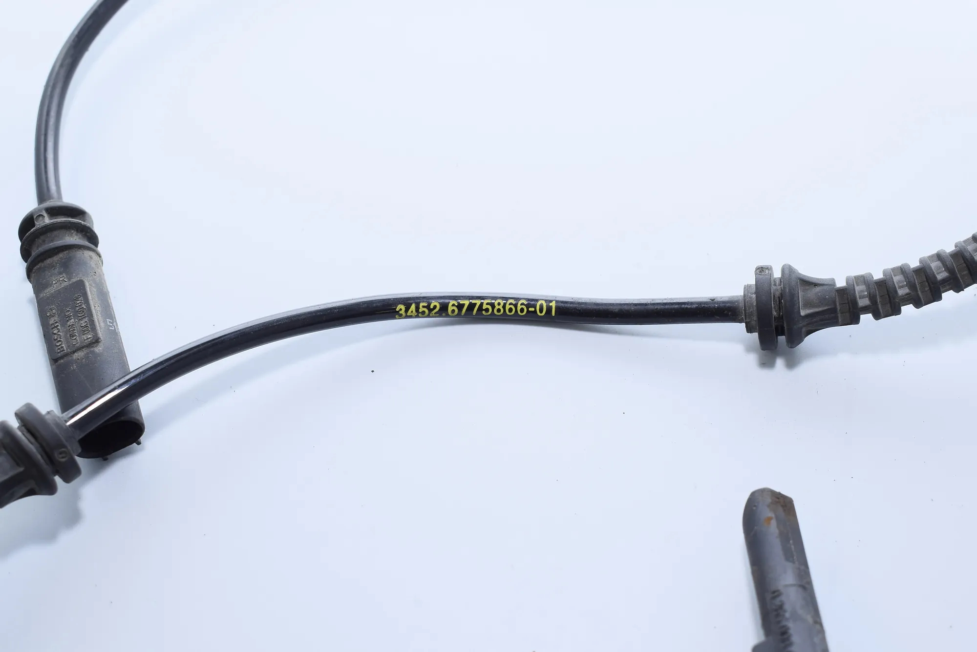 Rear Left ABS Sensor – OEM 6775866 · BMW 5 Touring (F11) BMW 5 Touring (F11) 520 d 2010 – 3
