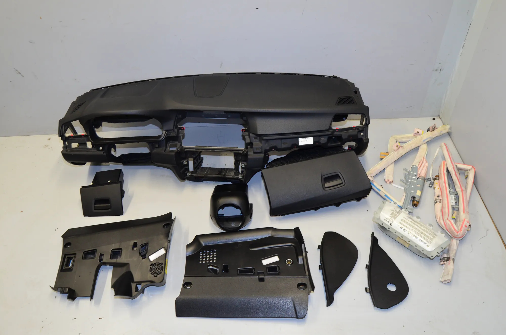 Dashboard – OEM 9207381 · BMW 5 (F10) 530 d 2014
