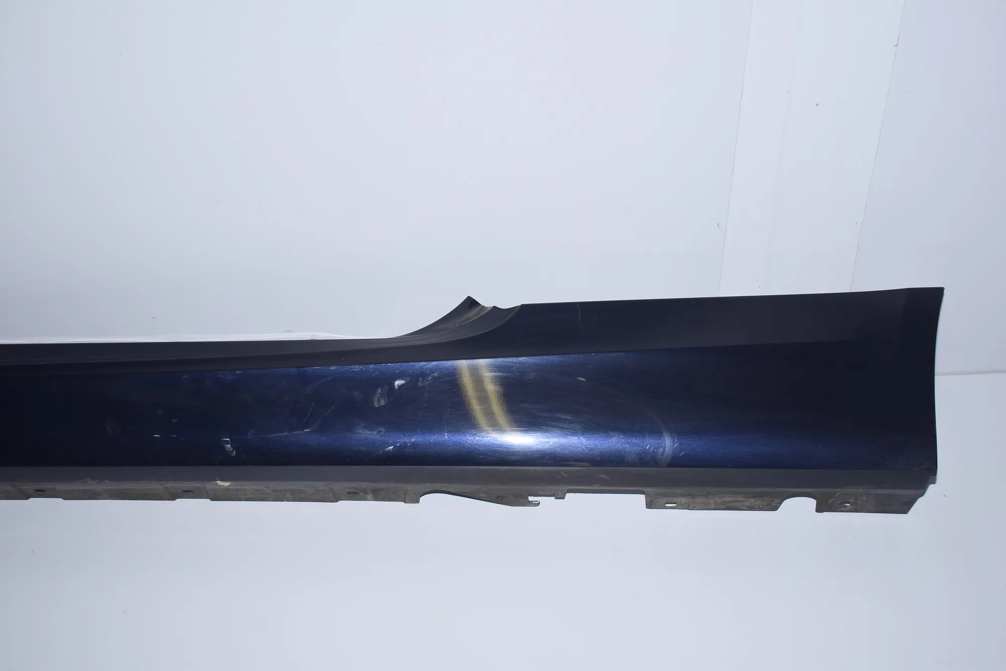 Left Side Plastic Sideskirt Cover – OEM 7130873 · BMW 3 Cabrio (E93) 330 d 2008 – 4