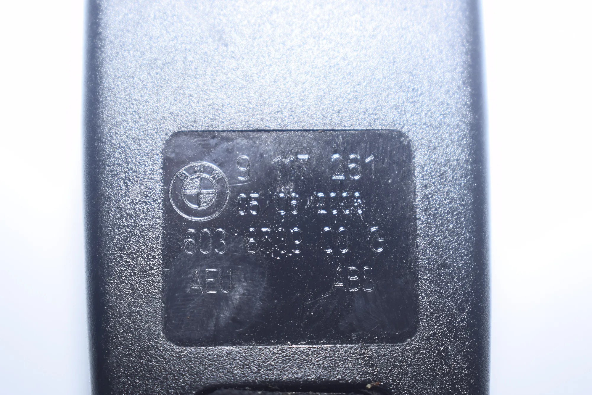 Rear Left Seat Buckle – OEM 9117261 · BMW 3 Cabrio (E93) 330 d 2008 – 5